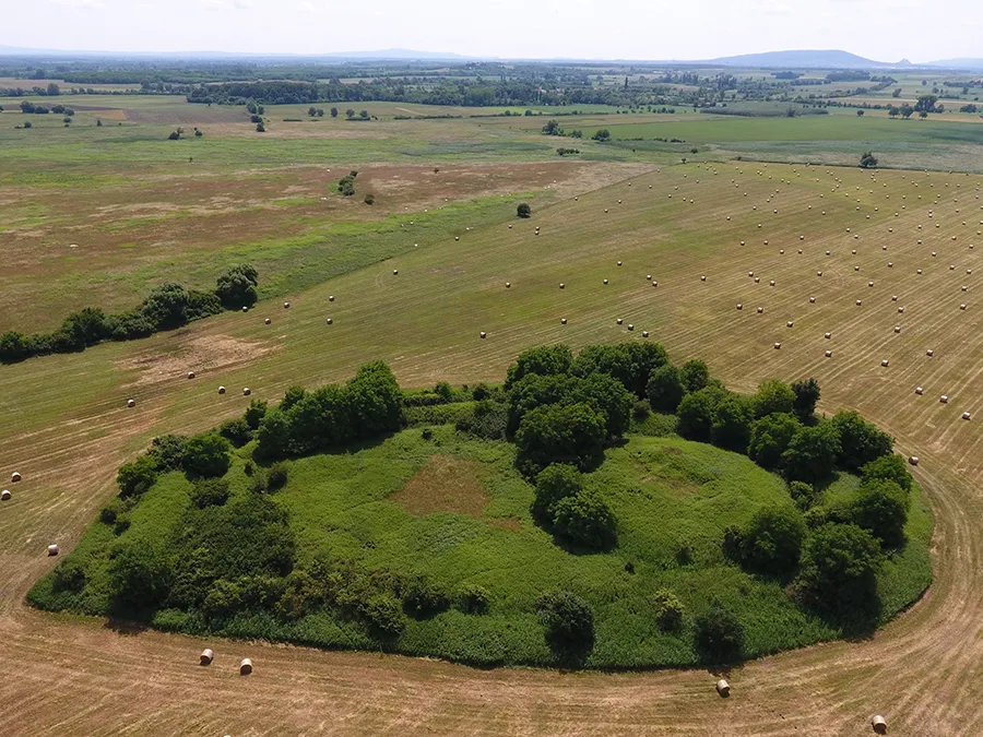 Photo showing: Zalaszegvár, Sziget és Karakó - légi fotó