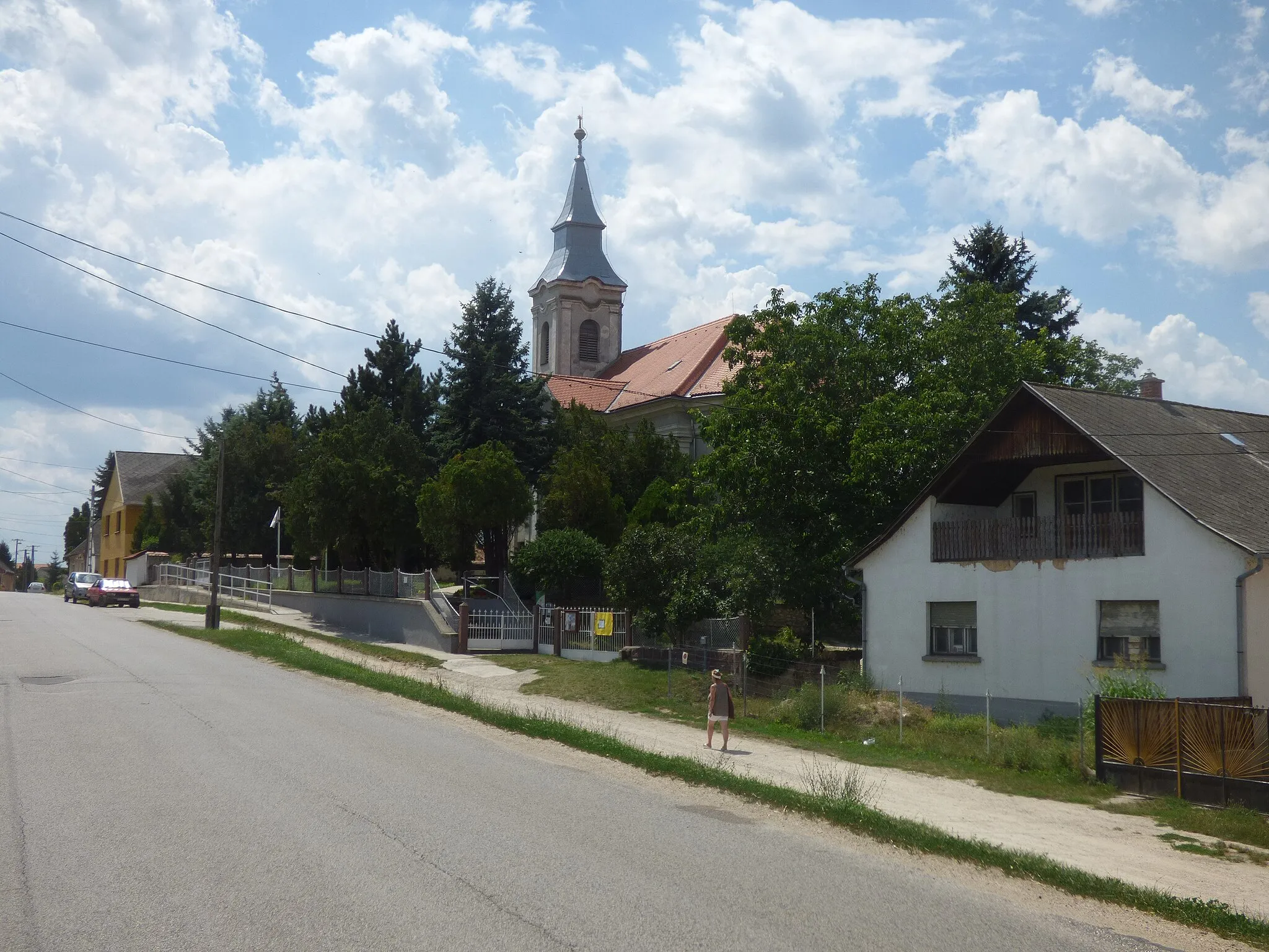 Photo showing: Papkeszi központja