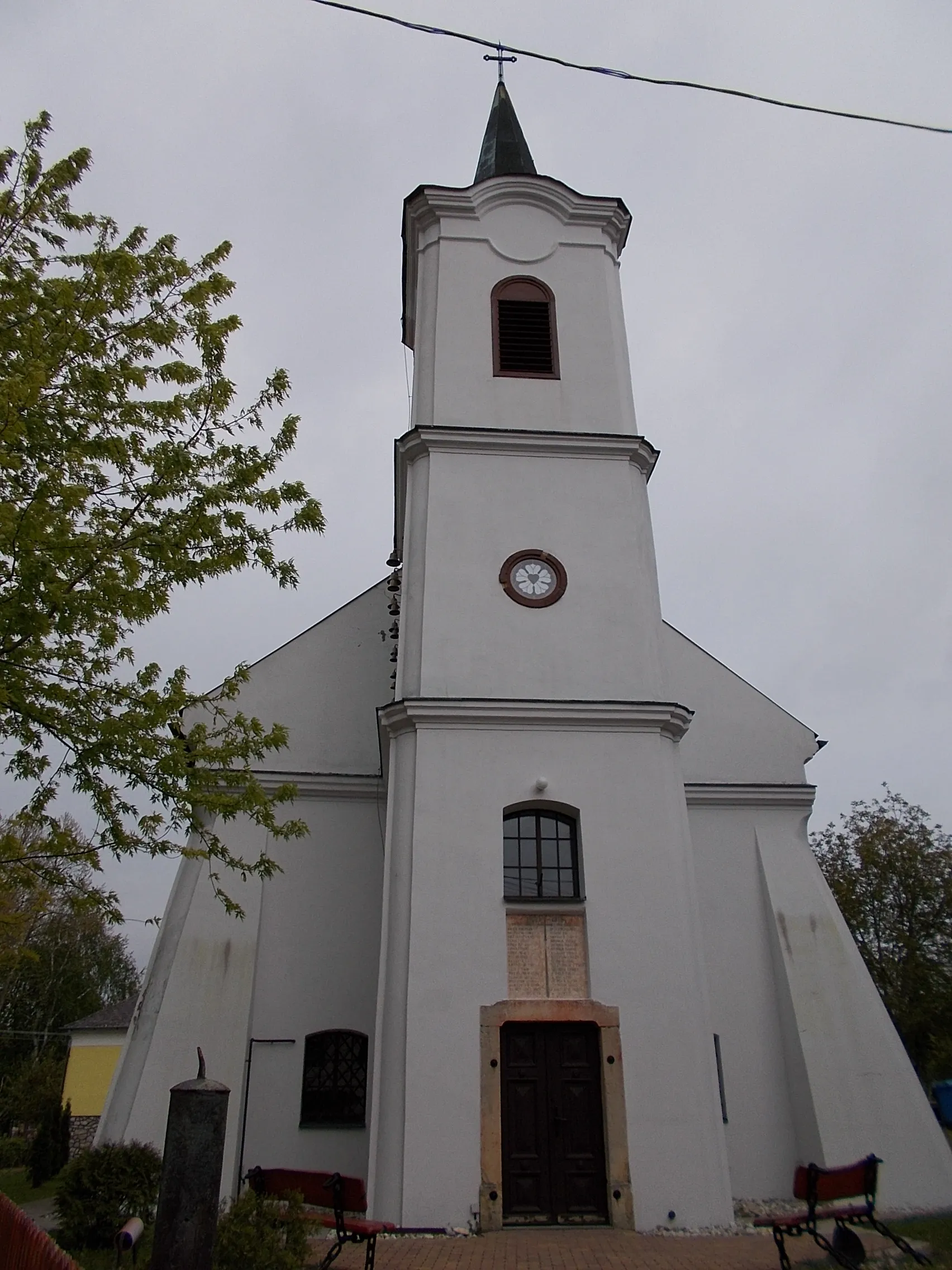 Photo showing: Súr - evangélikus templom