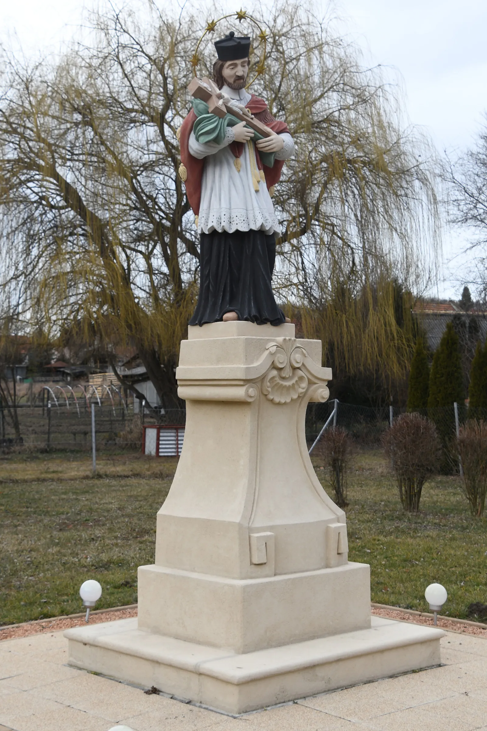 Photo showing: Statue of Saint John of Nepomuk in Pusztavám, Hungary