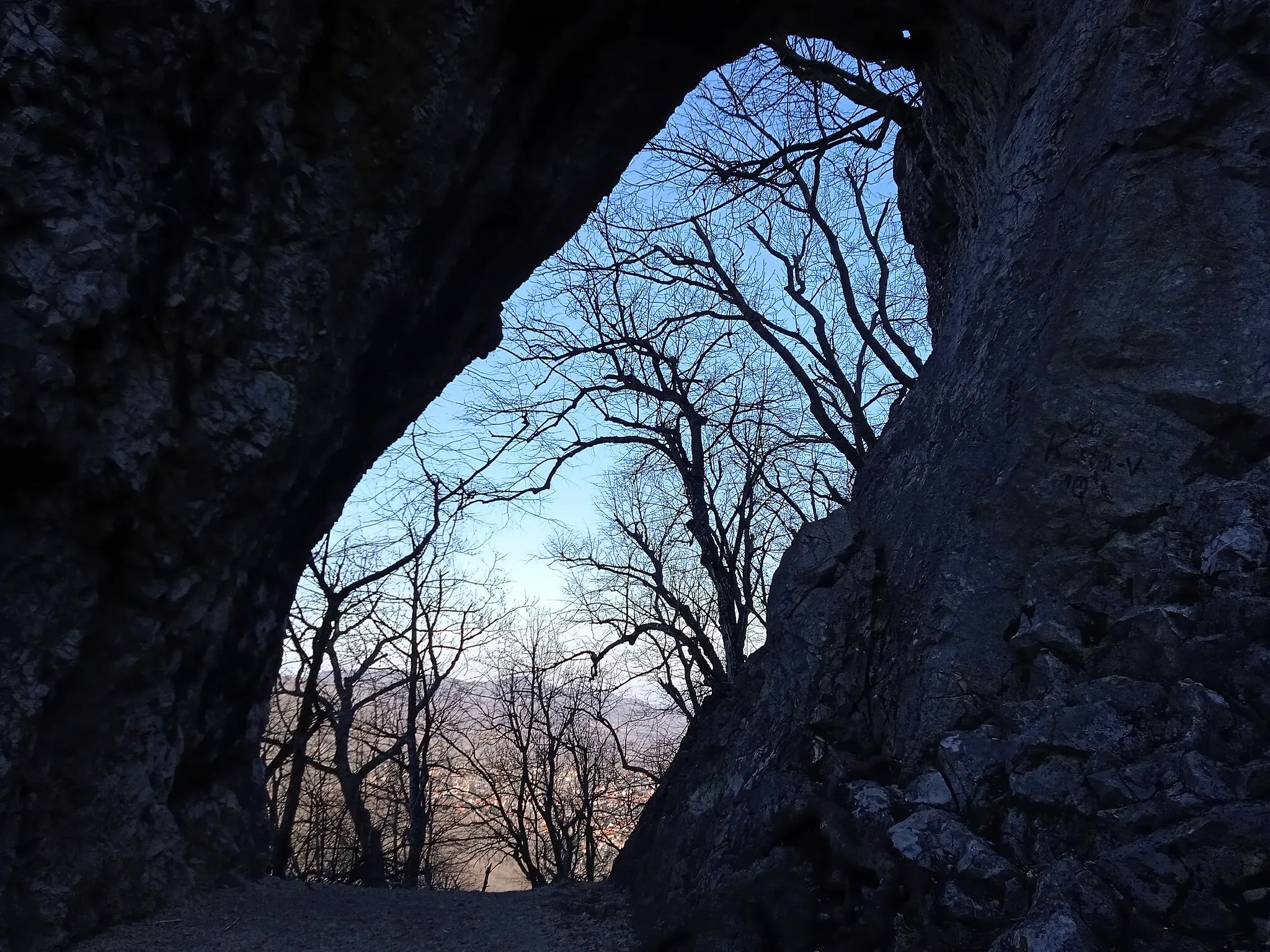 Photo showing: Vaskapui Small rockgate, Pilisszentkereszt