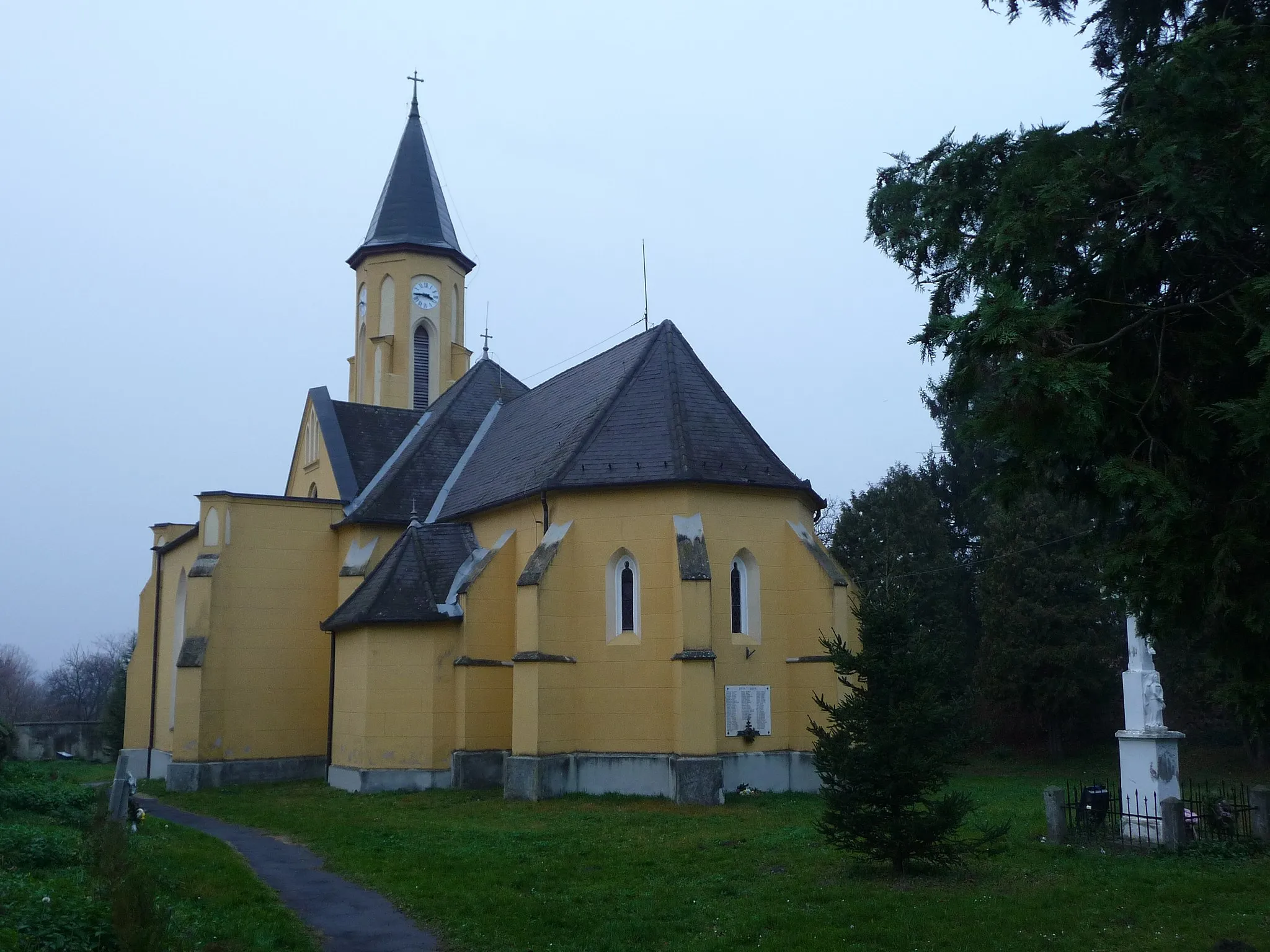 Photo showing: Az alsózsidi templom kelet-délkeletről, Várvölgy