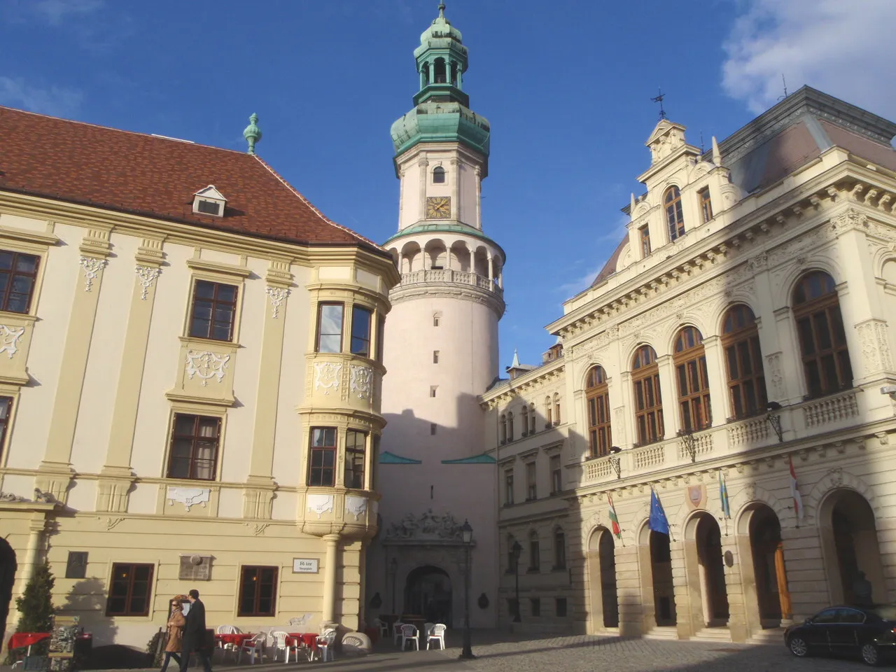 Photo showing: Megújult tűztorony