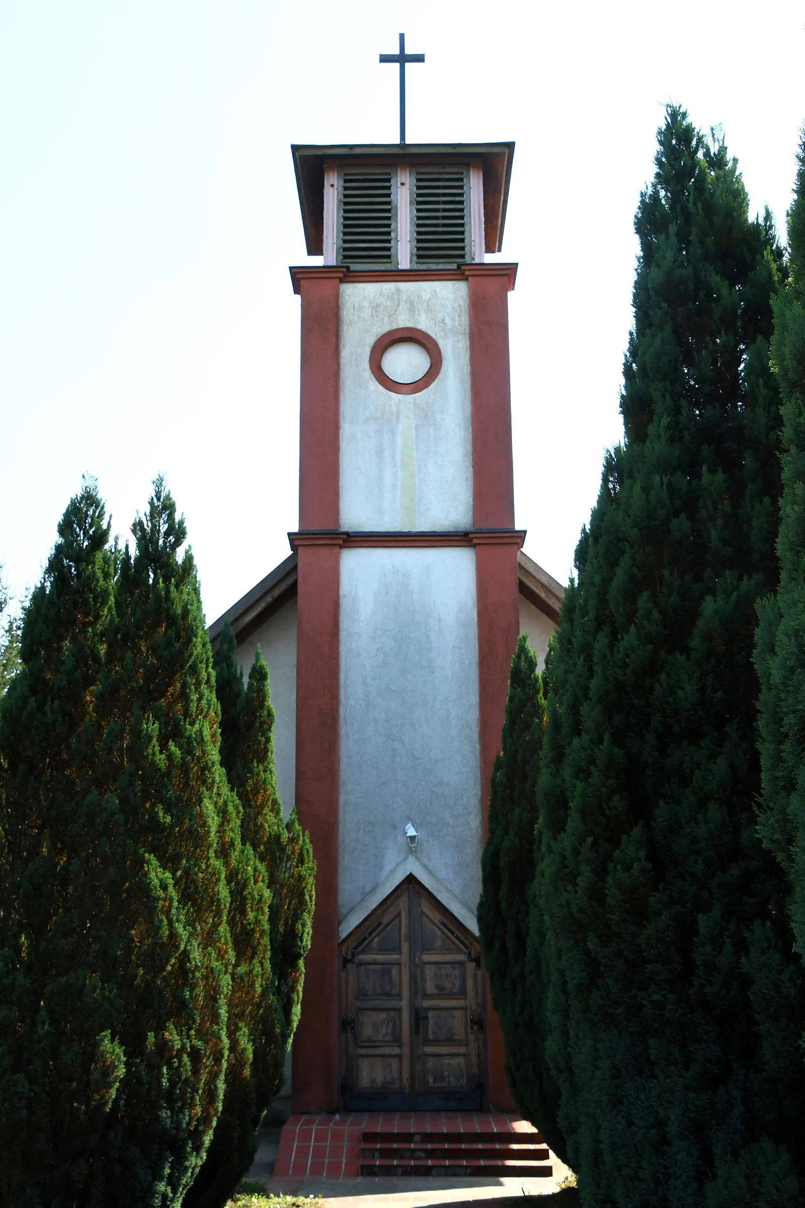 Photo showing: Roman Catholic church in Korpavár, Hungary