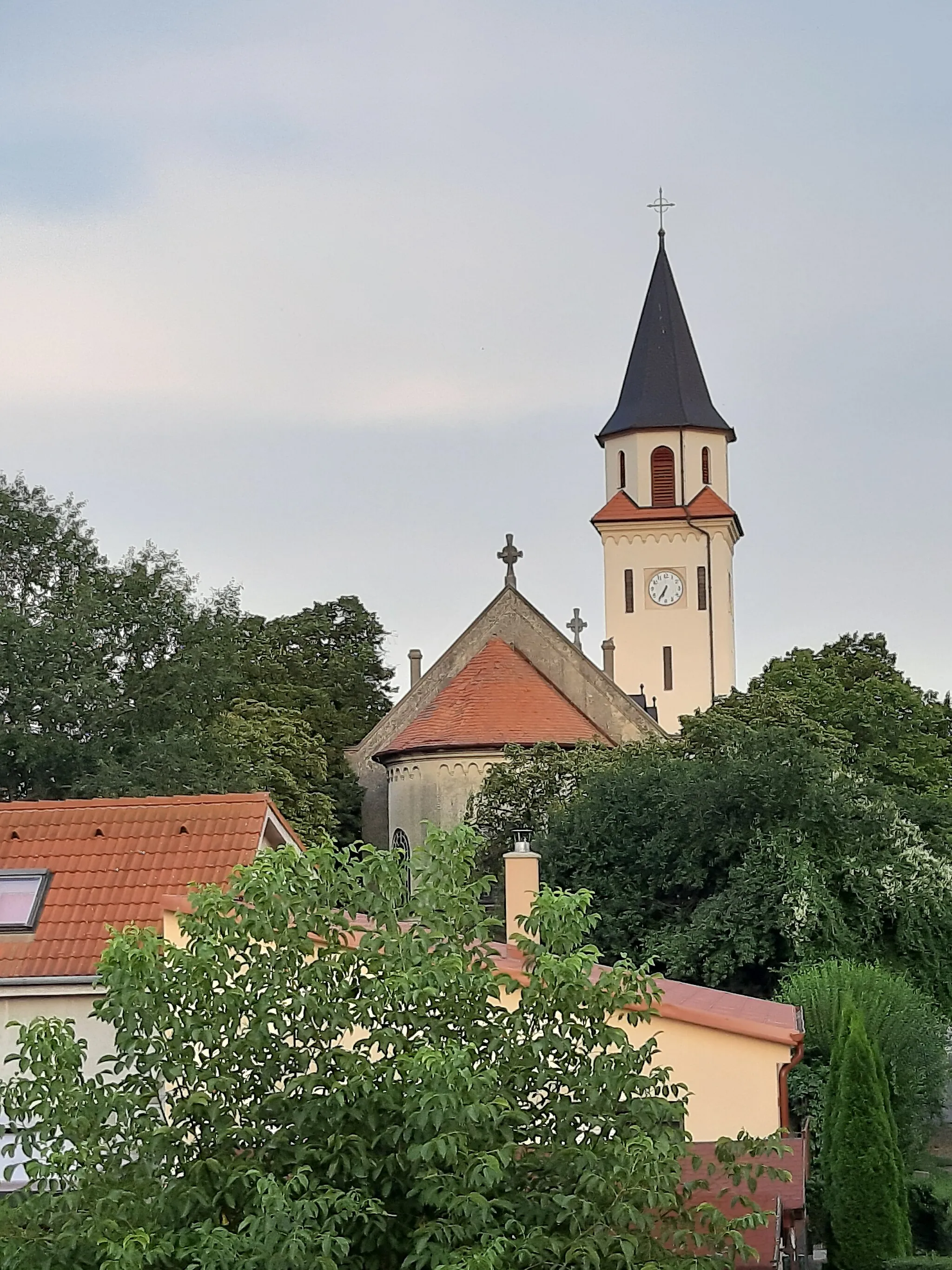 Photo showing: Kalinkovo, rímskokatolícky kostol sv. Františka z Assisi v septembri 2019