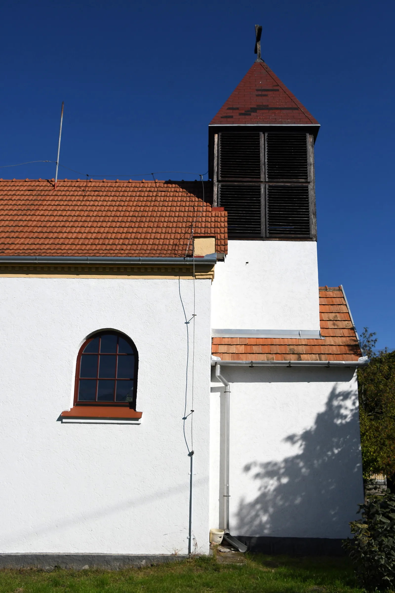 Photo showing: Lutheran church in Enese, Hungary