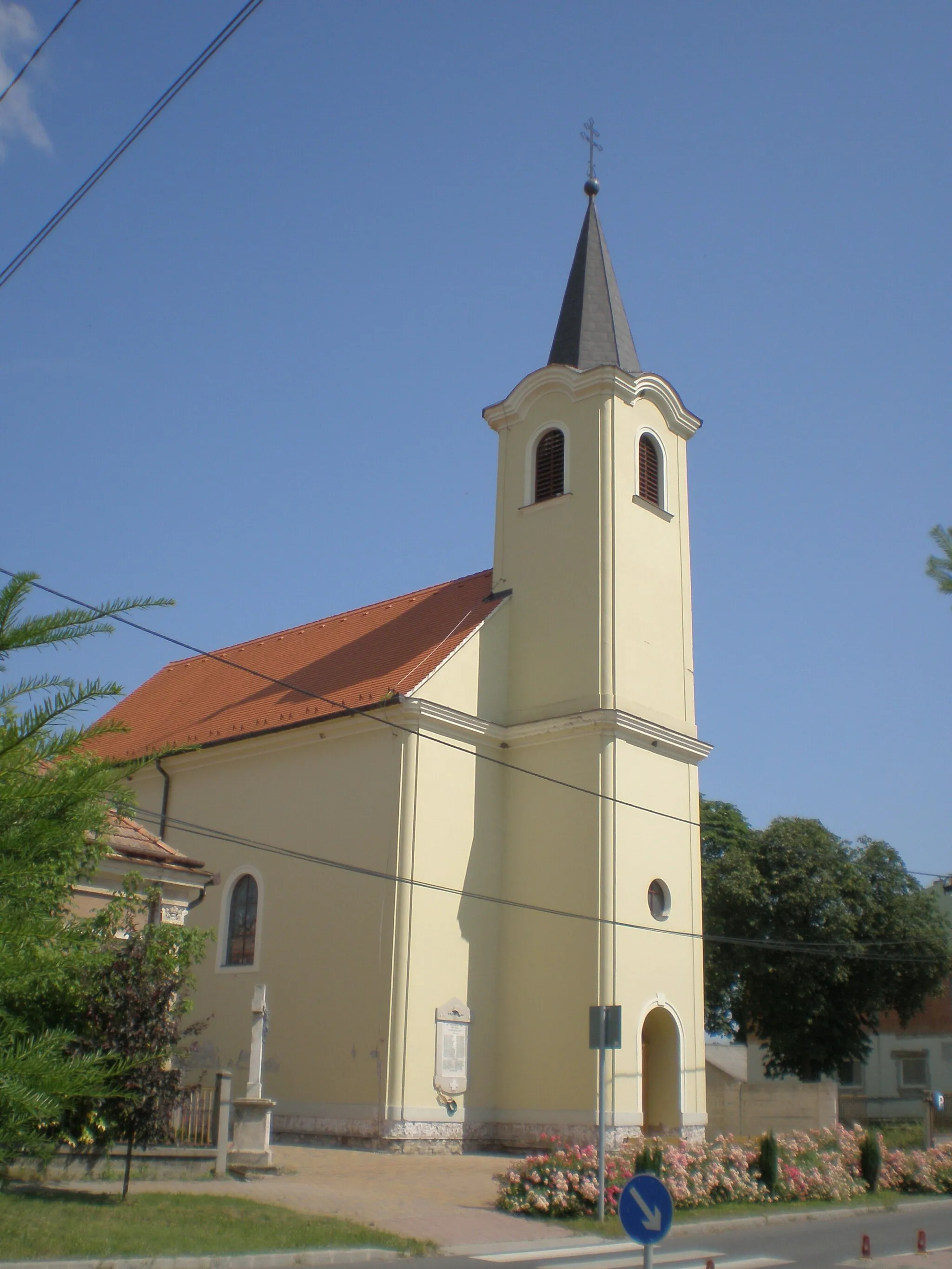 Photo showing: Catholic Church, Gyirmót