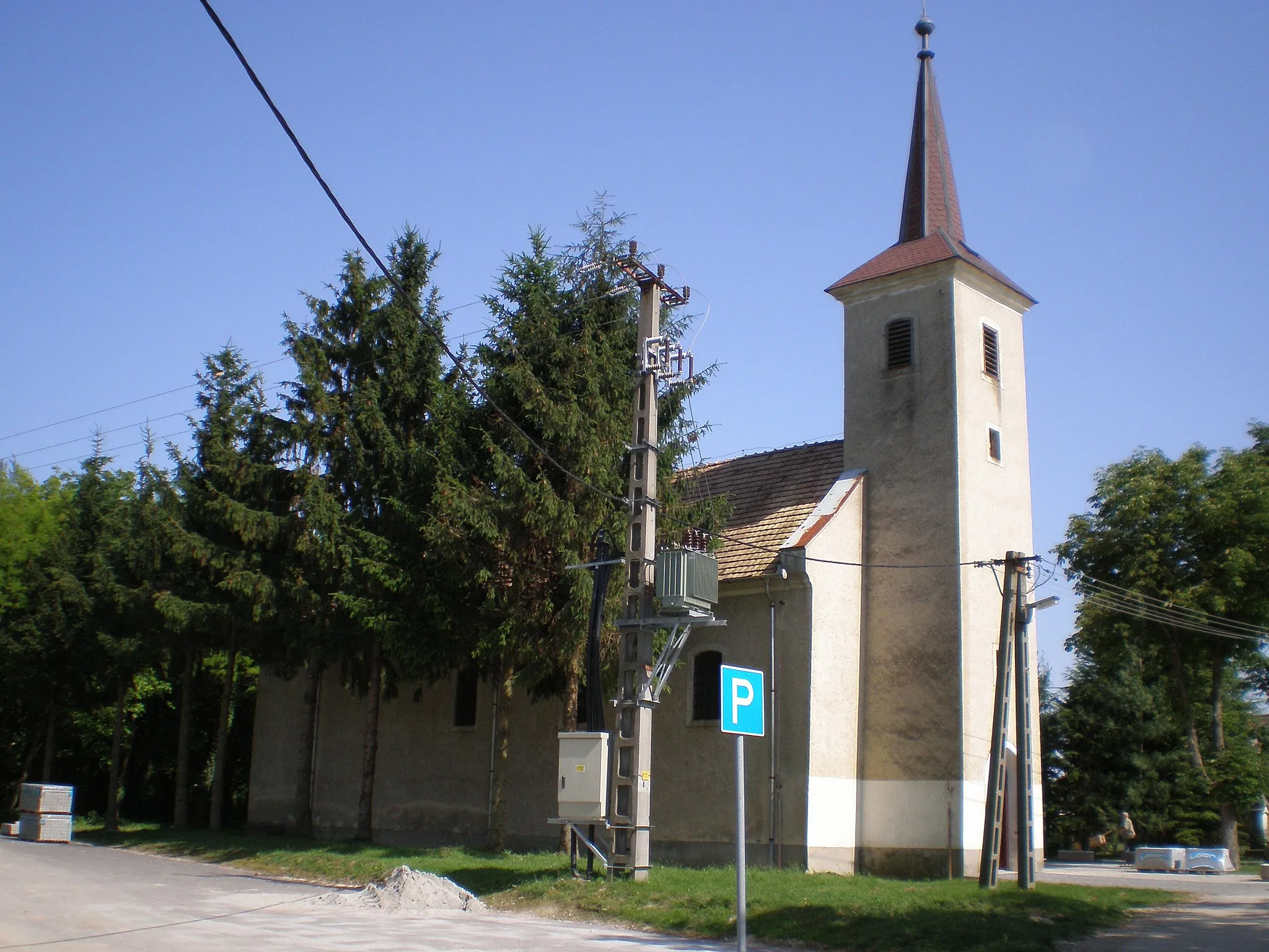 Photo showing: Horvátkimle, Szent Mihály-templom