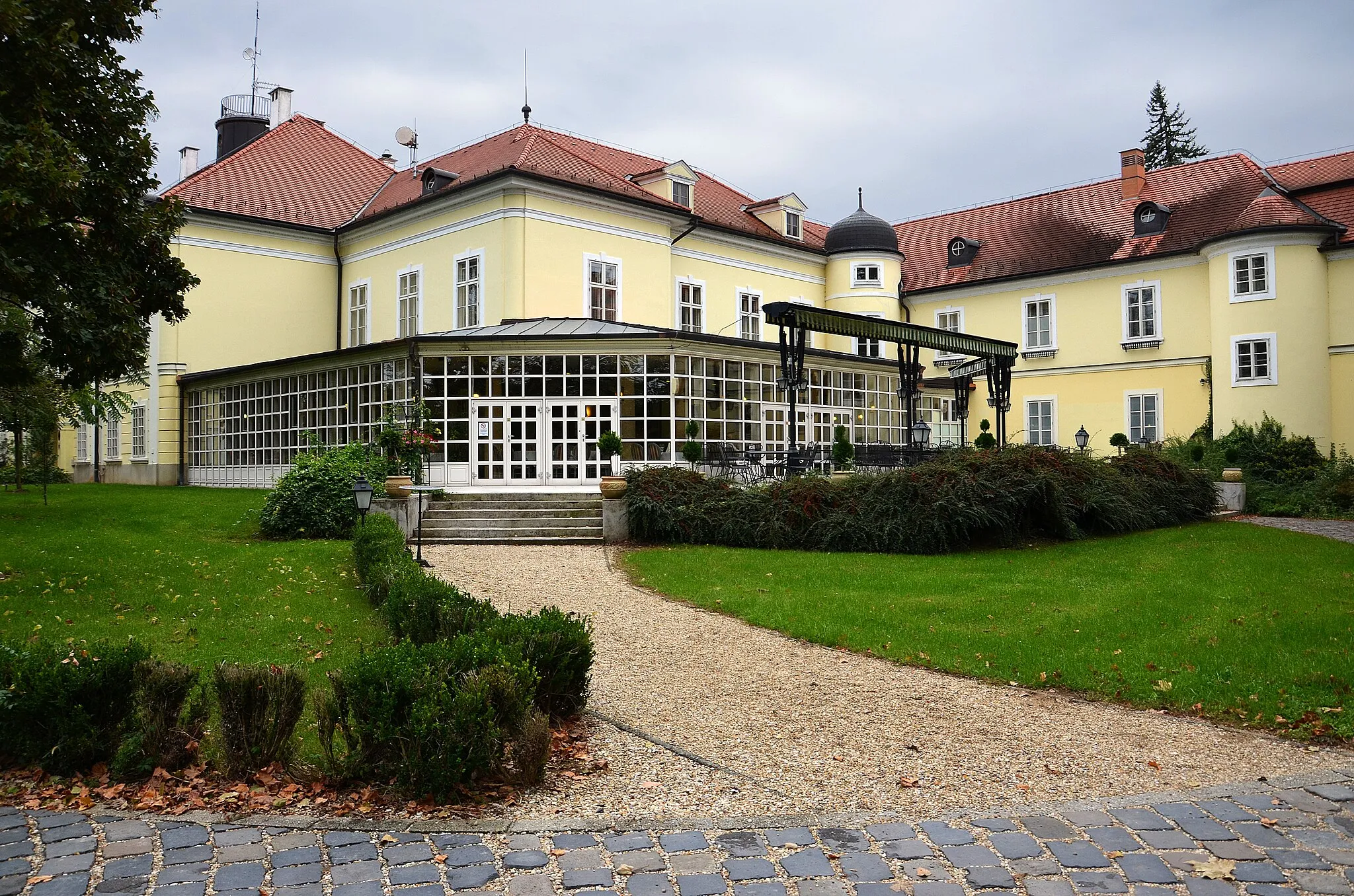 Photo showing: The Felsobuki Nagy – Ürményi mansion in Röjtökmuzsaj, Hungary