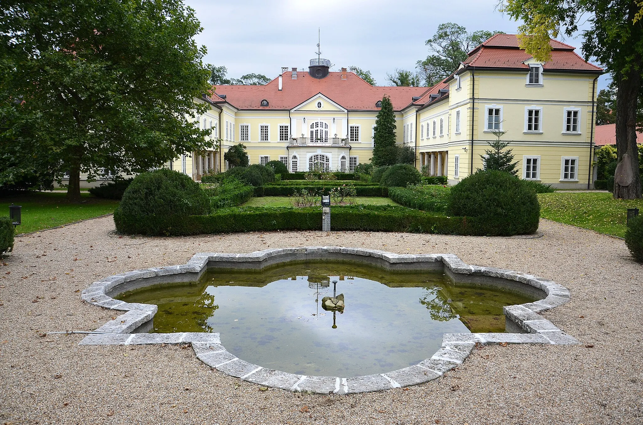 Photo showing: The Felsőbüki Nagy – Ürményi mansion in Röjtökmuzsaj, Hungary