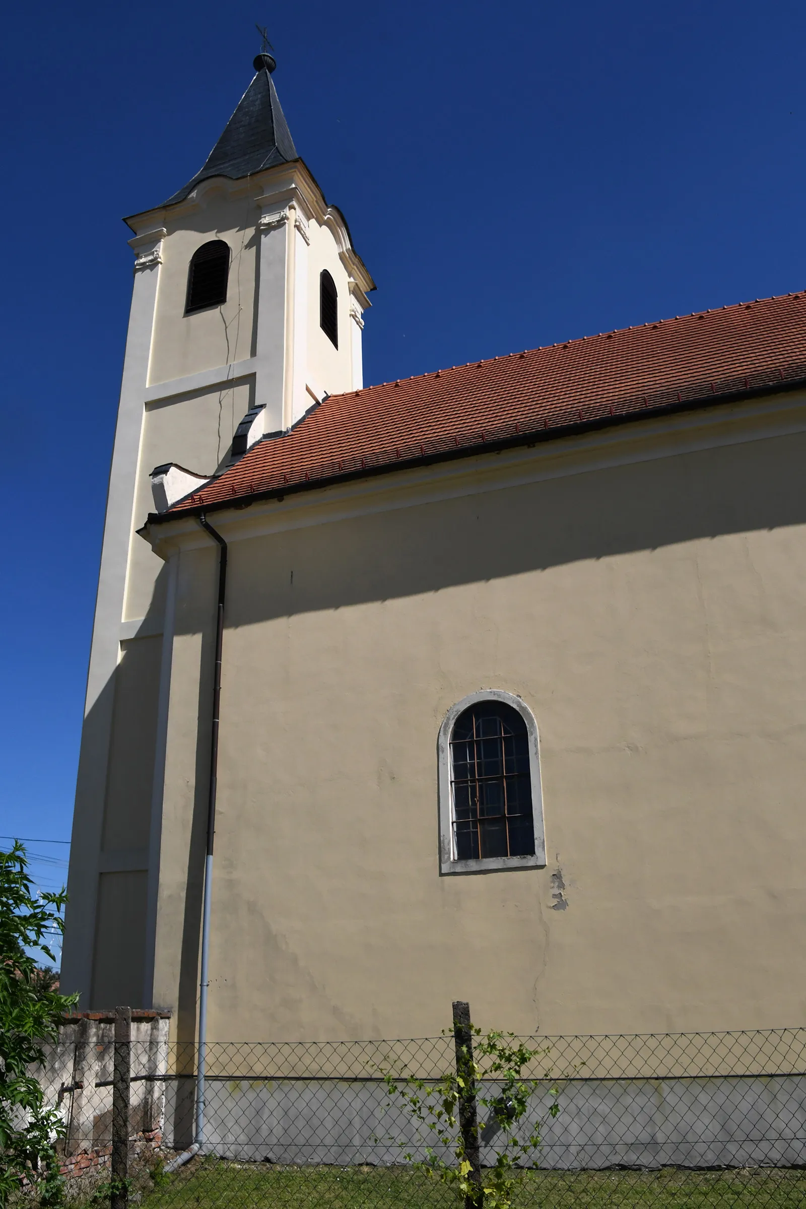 Photo showing: Roman Catholic church in Markotabödöge, Hungary