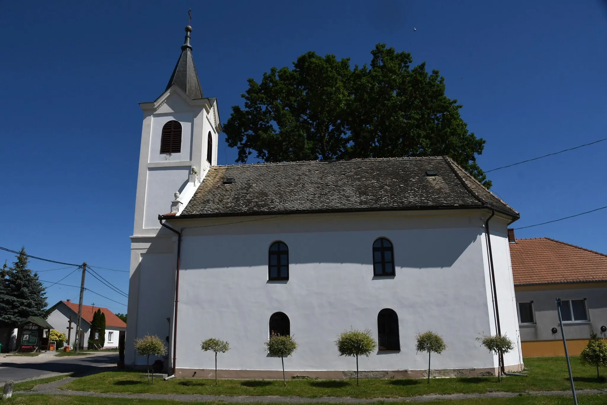 Photo showing: Lutheran church in Rábcakapi, Hungary