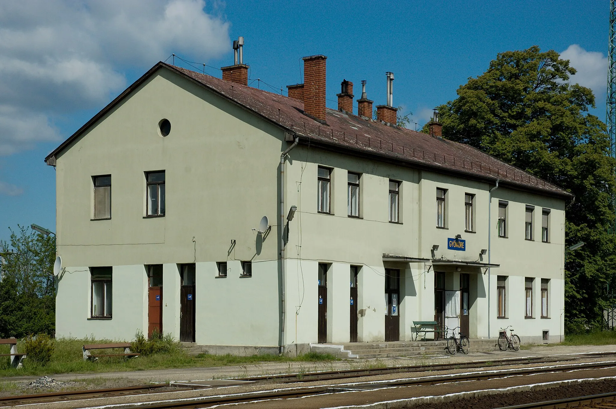Photo showing: Gyömöre train station, Hungary