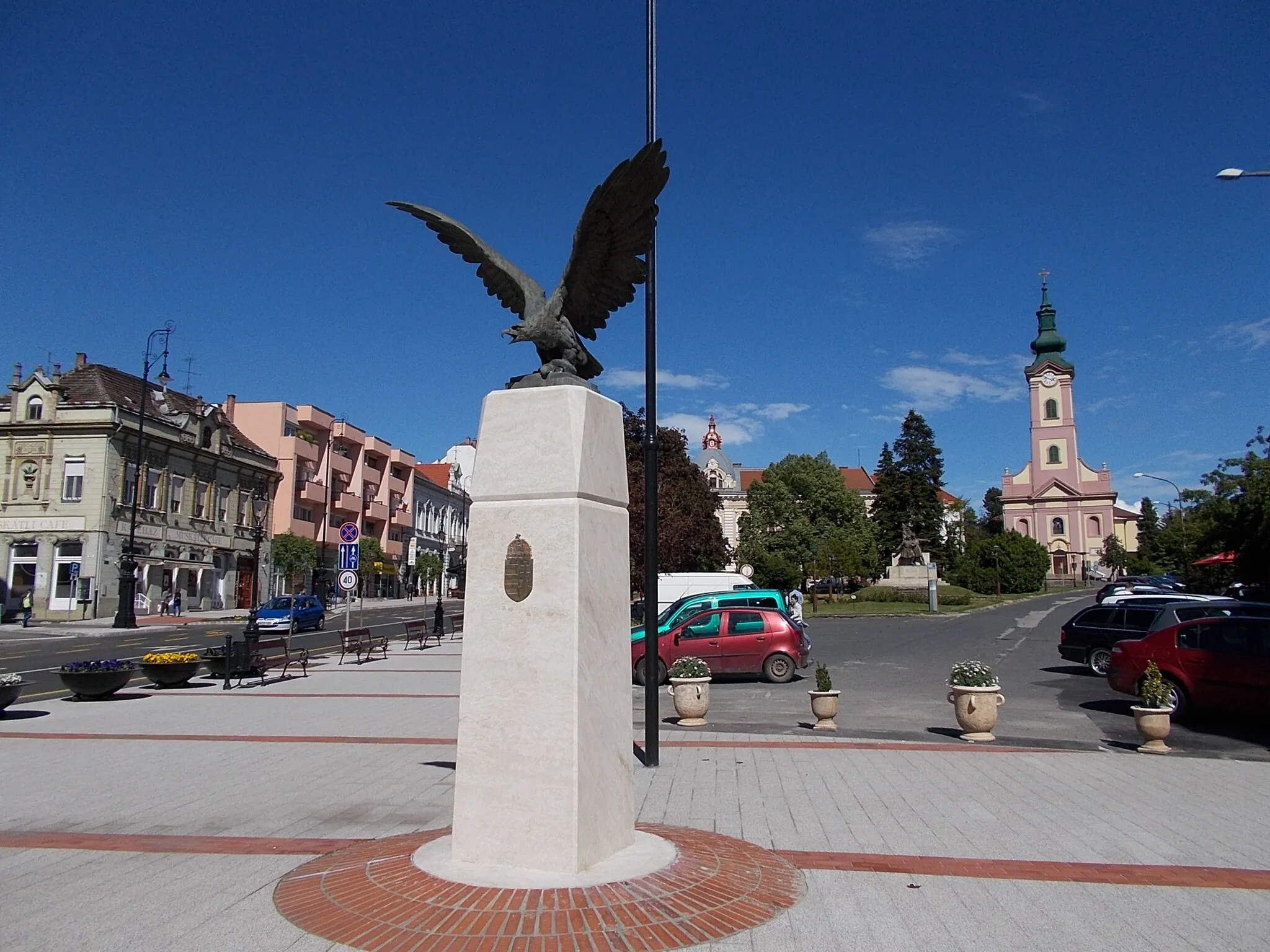 Photo showing: Nagykanizsa - Turul-szobor, Deák tér