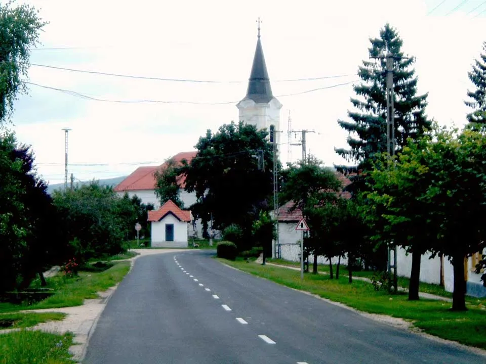 Photo showing: Bakonykoppány, Hungary - Szent Borbála római katolikus templom