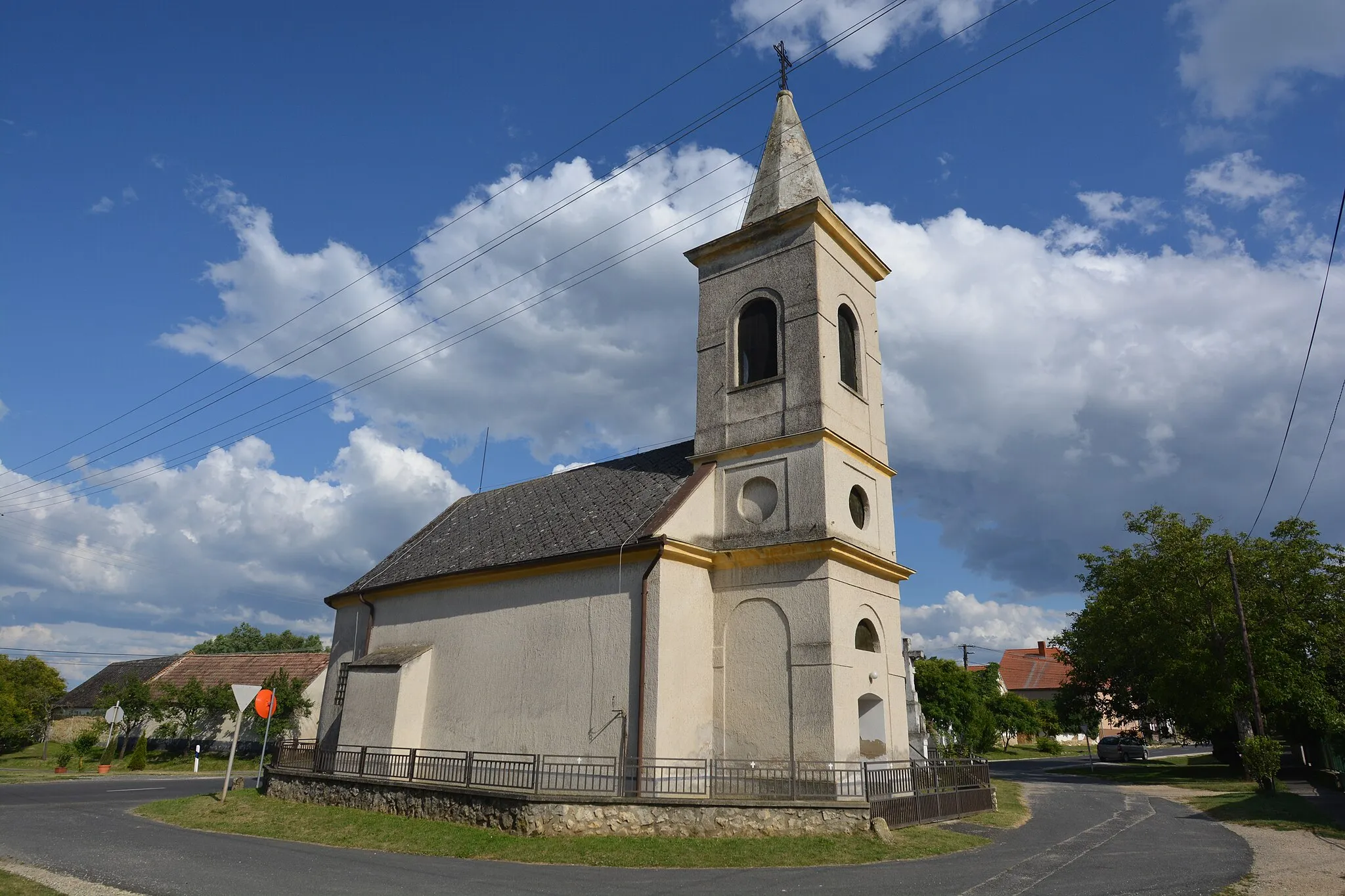 Photo showing: Szentimrefalva, Hungary – church