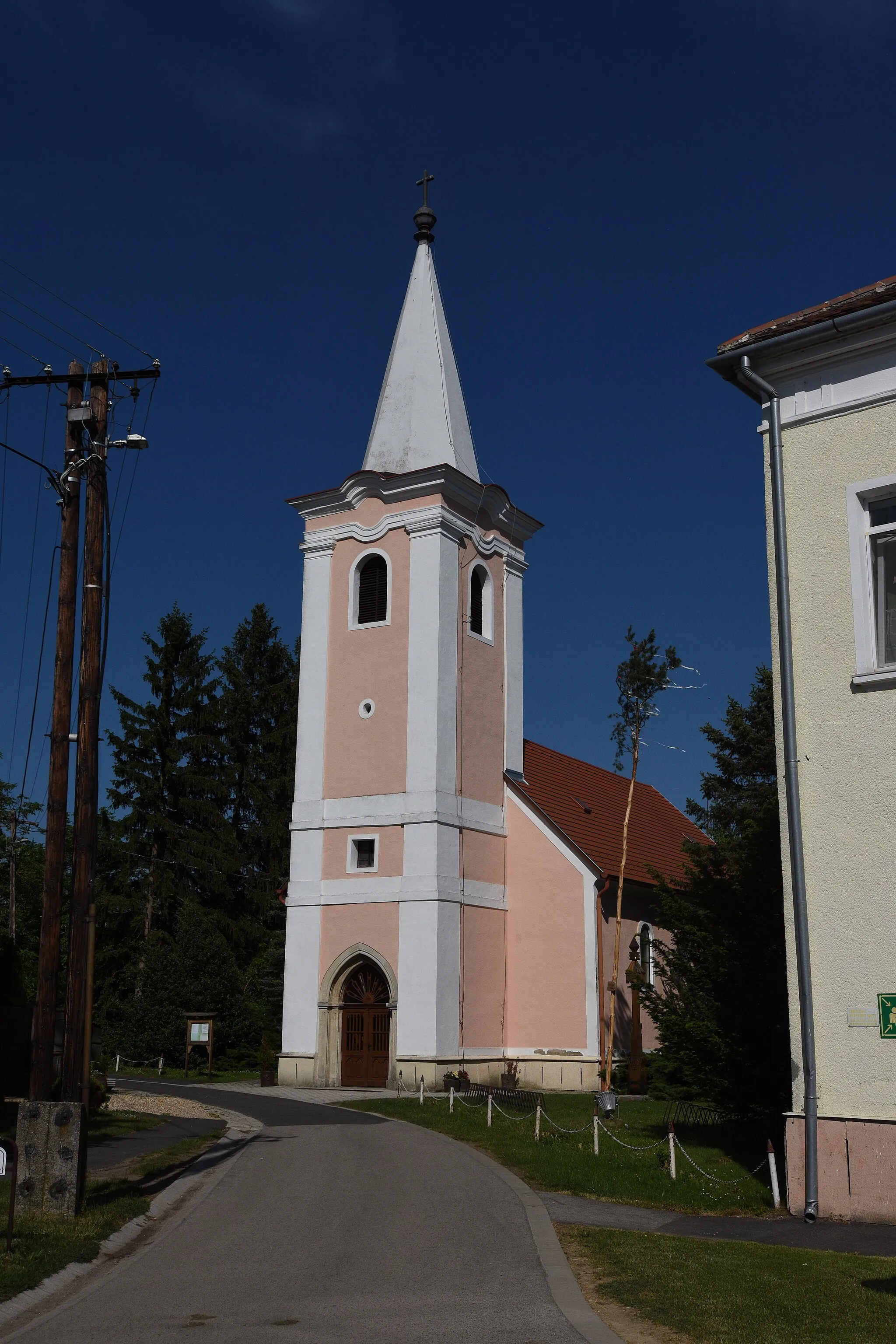 Photo showing: Roman Catholic Church in Ikervár