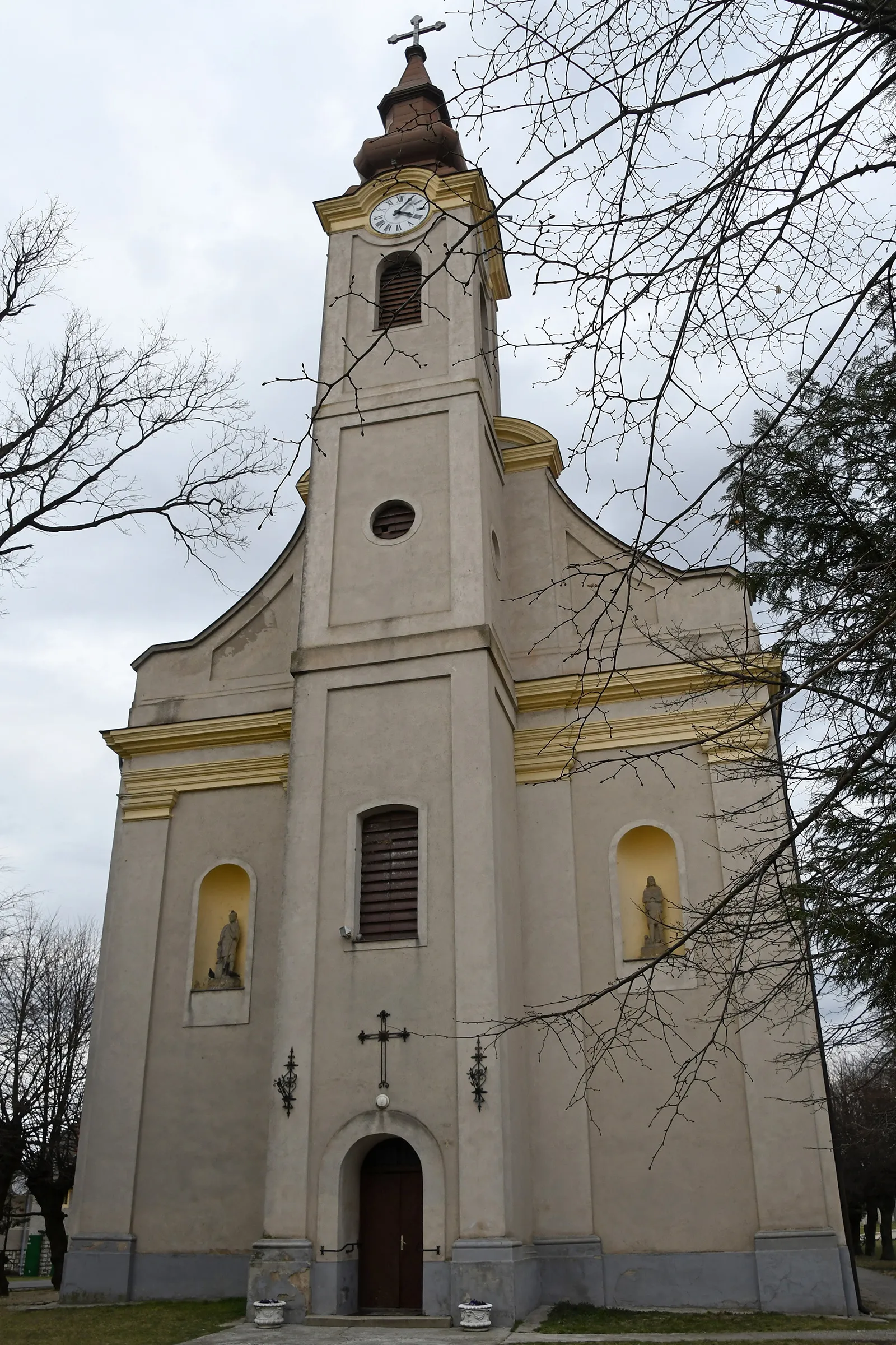 Photo showing: Church of the Immaculate Conception (Káptalanfa)