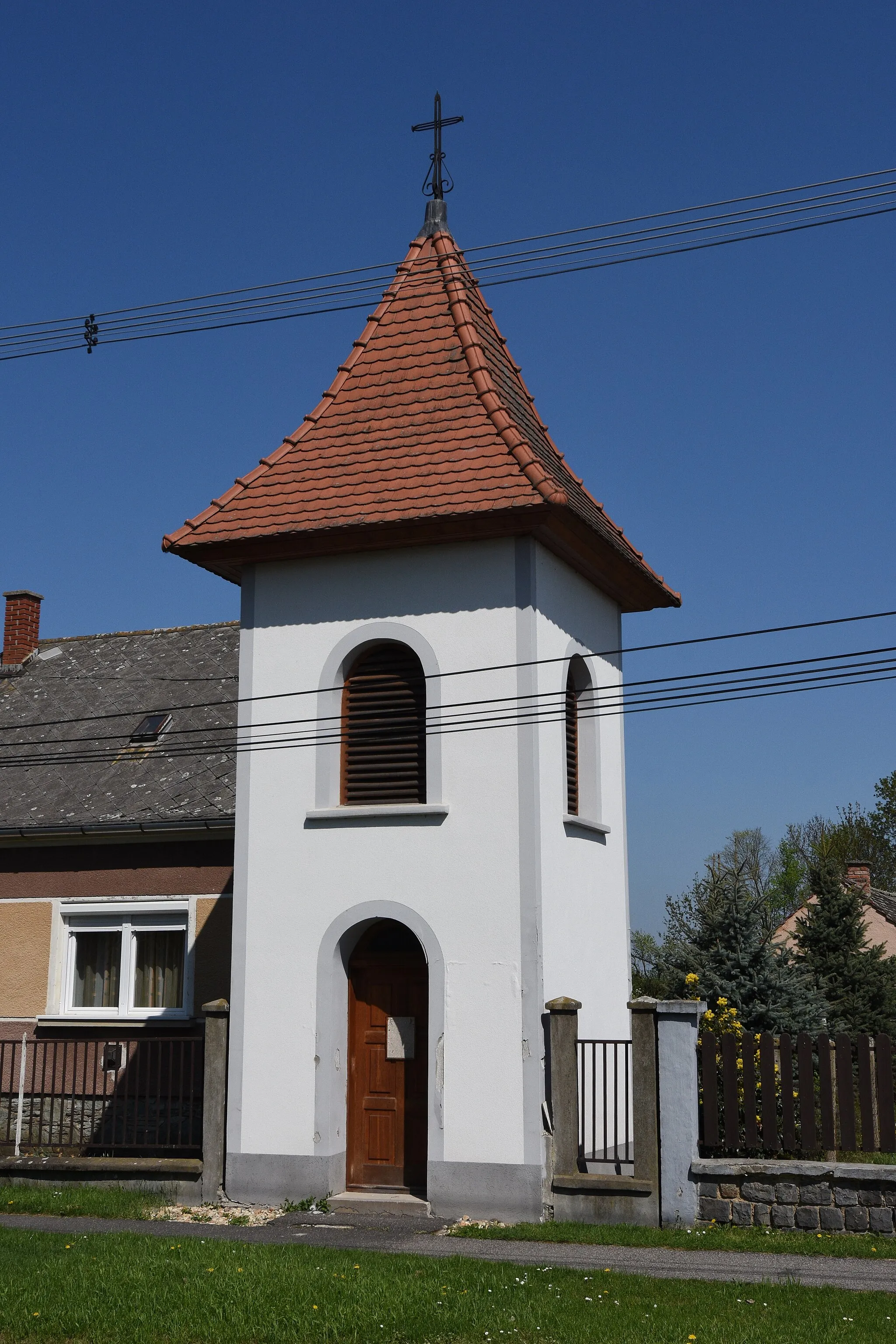 Photo showing: Balogunyom Belfries in Hungary  Glockenturm
