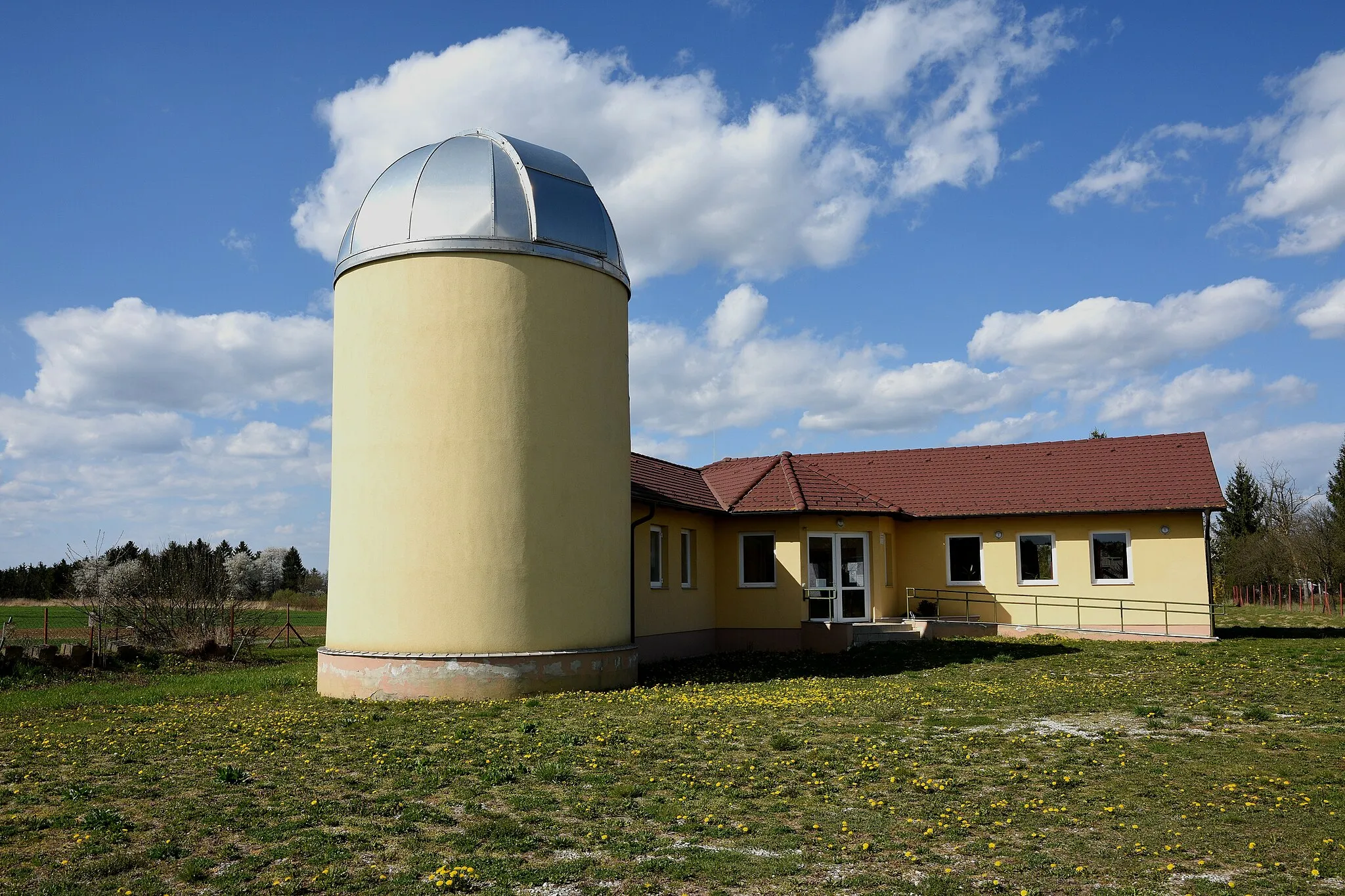 Photo showing: Hegyhátsál Hegyhát Observatory Foundation