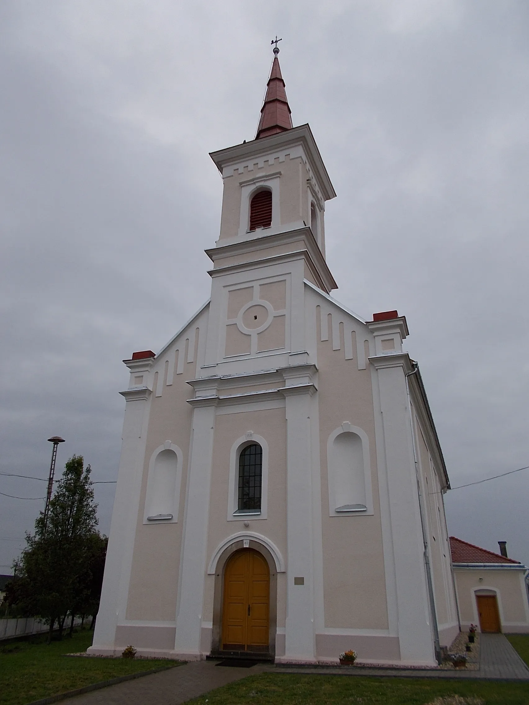 Photo showing: Somogysámson - Urunk mennybemenetele r.k. templom