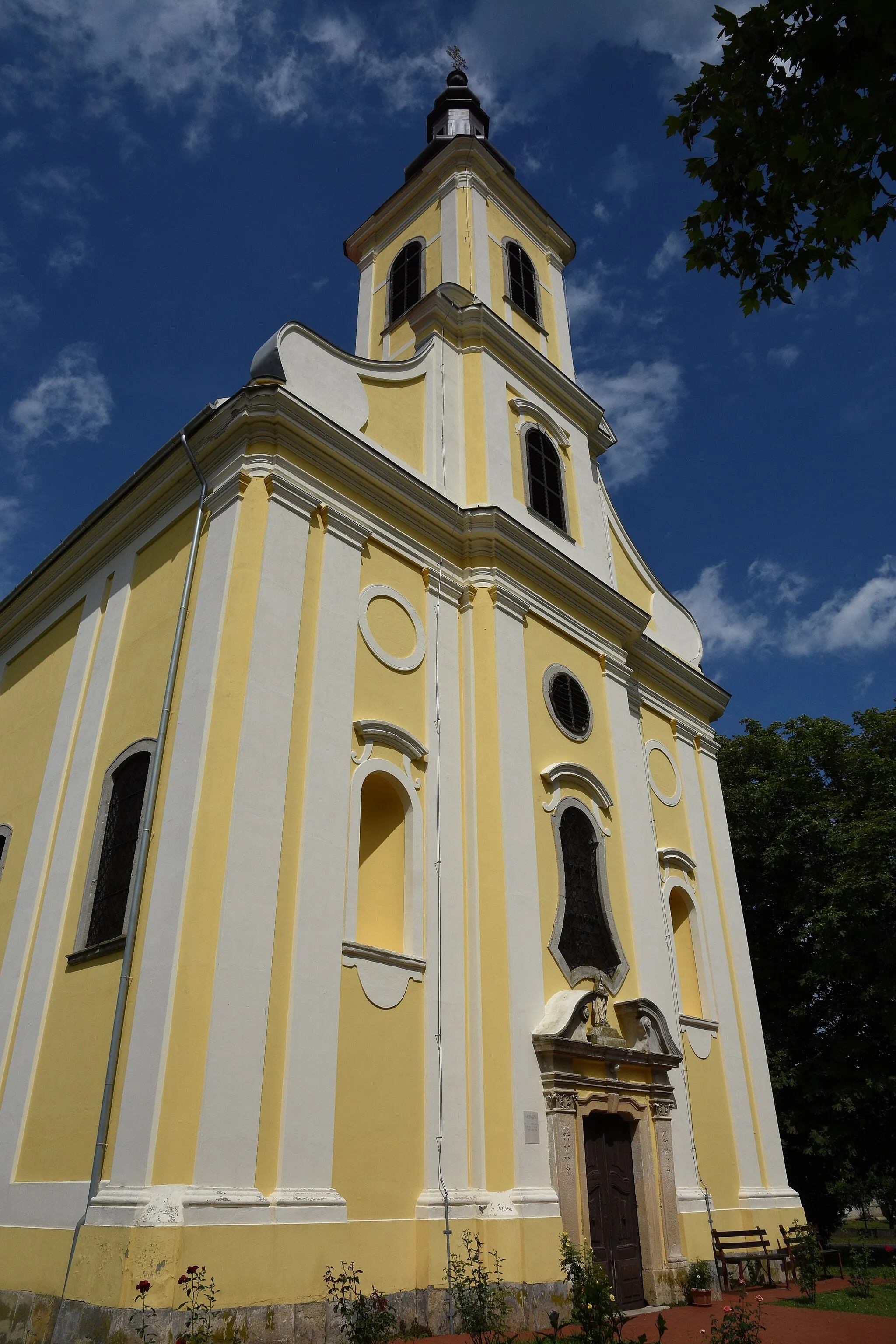 Photo showing: Church Szécsisziget