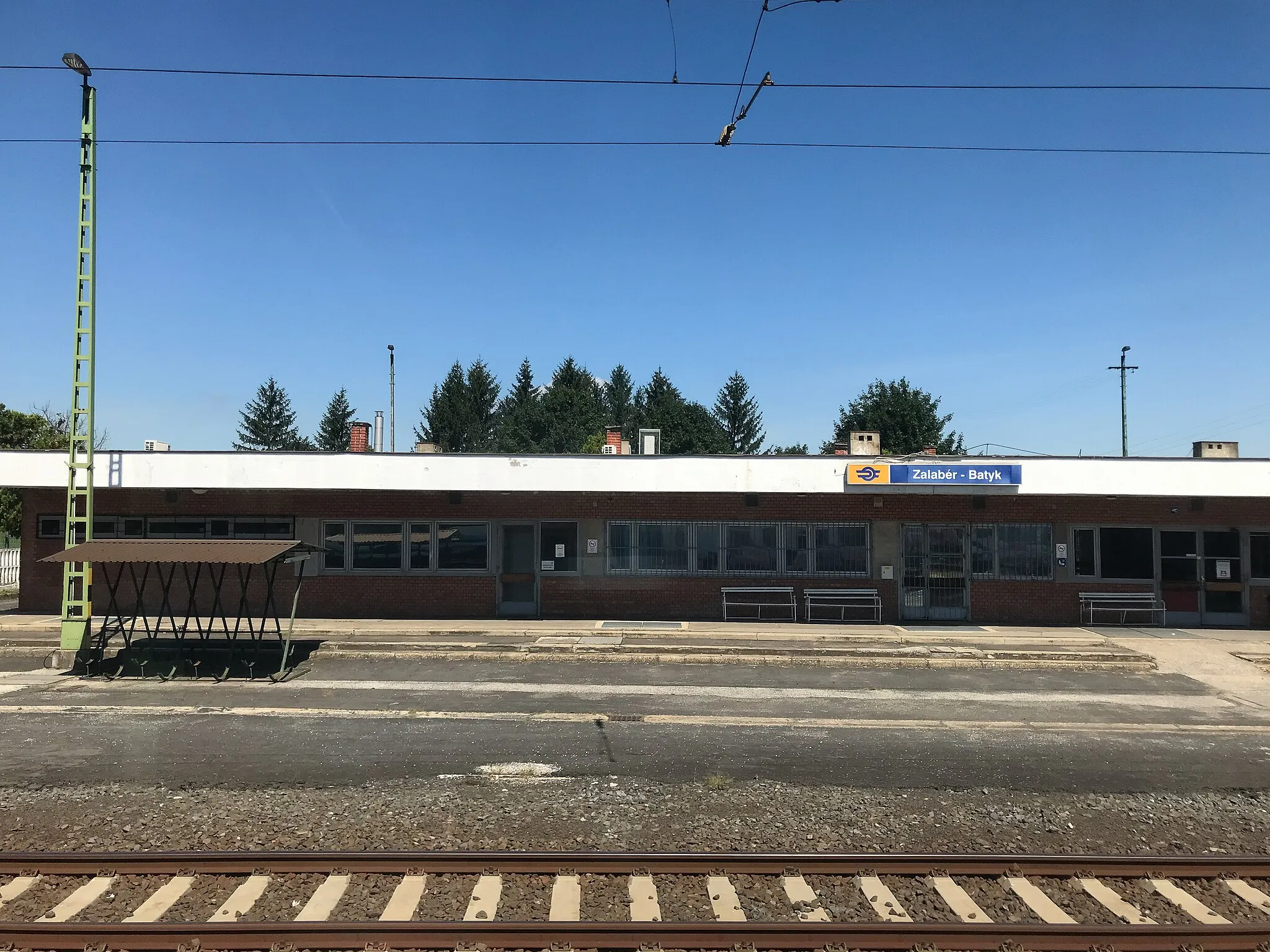 Photo showing: Zalaber-Batyk, Hungary train station