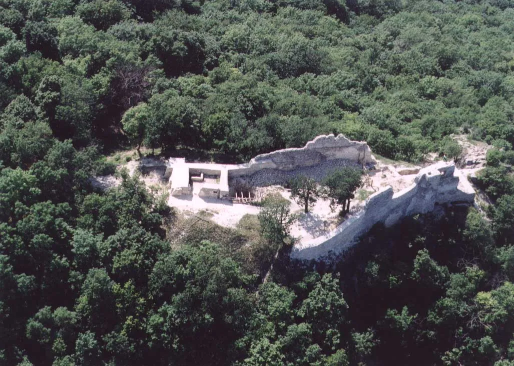 Photo showing: Castle - Rezi - Hungary - Europe