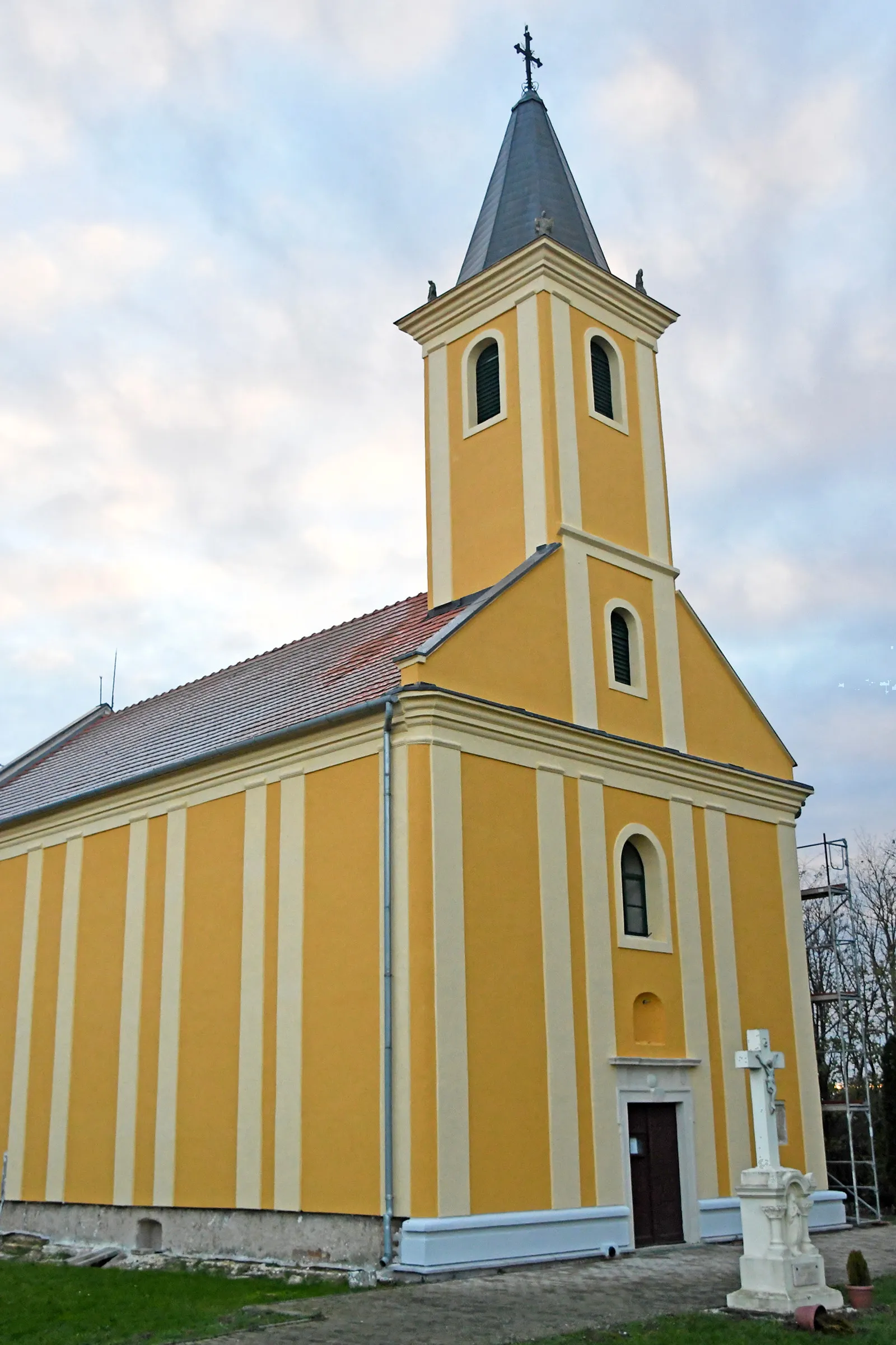 Photo showing: Roman Catholic church in Vasegerszeg, Hungary