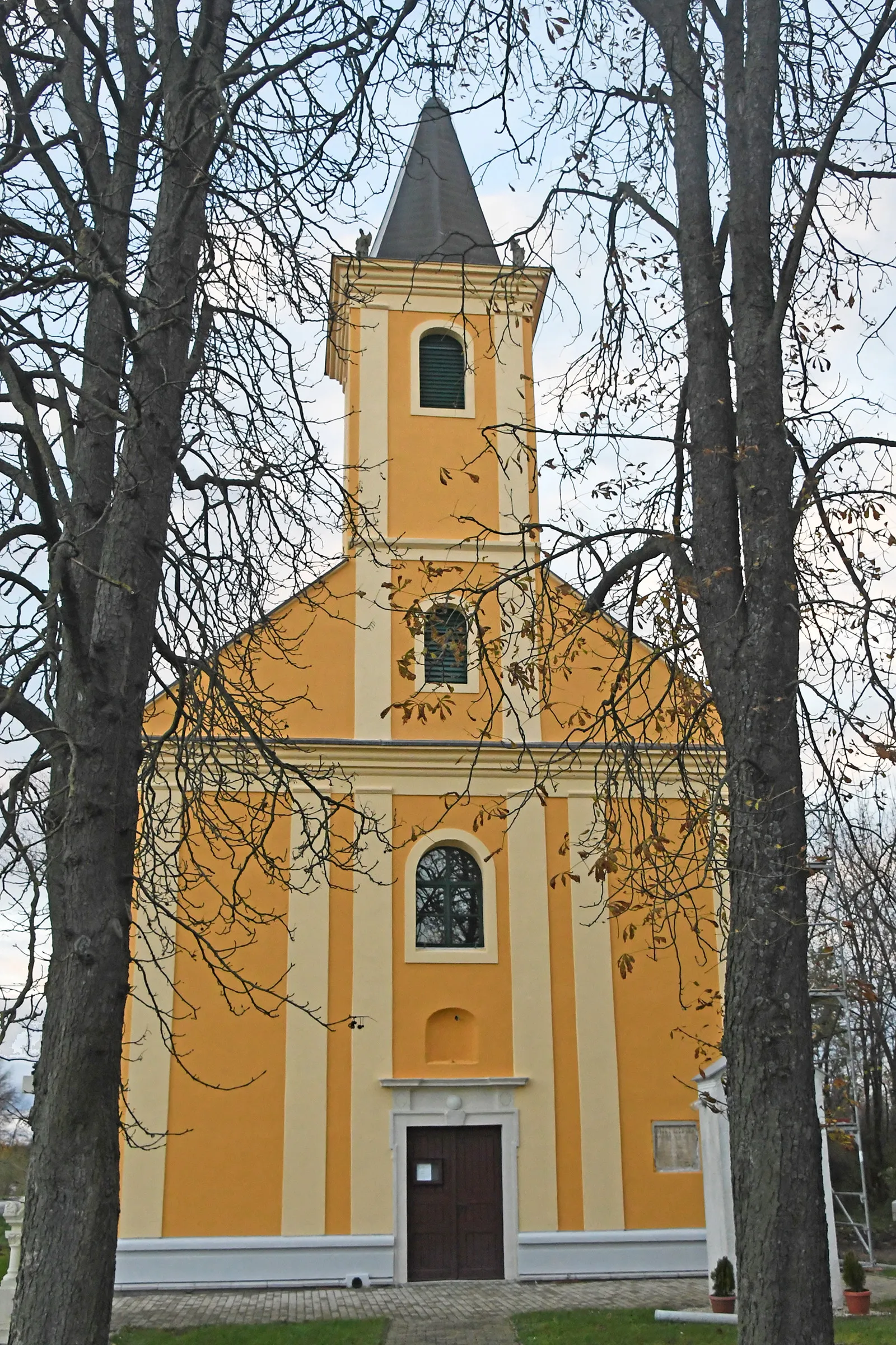 Photo showing: Roman Catholic church in Vasegerszeg, Hungary