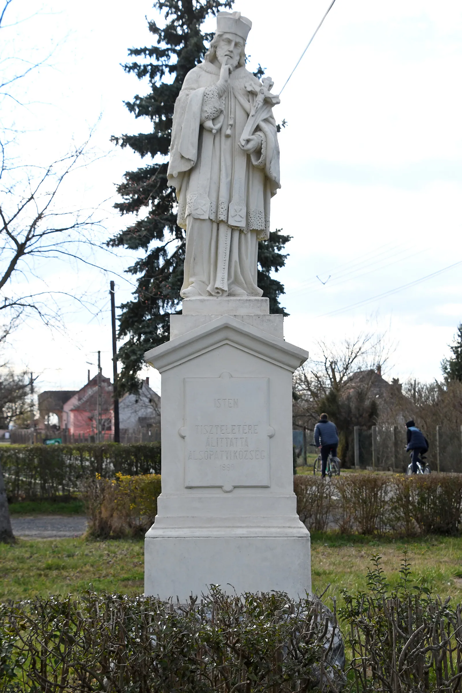 Photo showing: Statue of Saint John of Nepomuk in Alsópaty, Rábapaty, Hungary