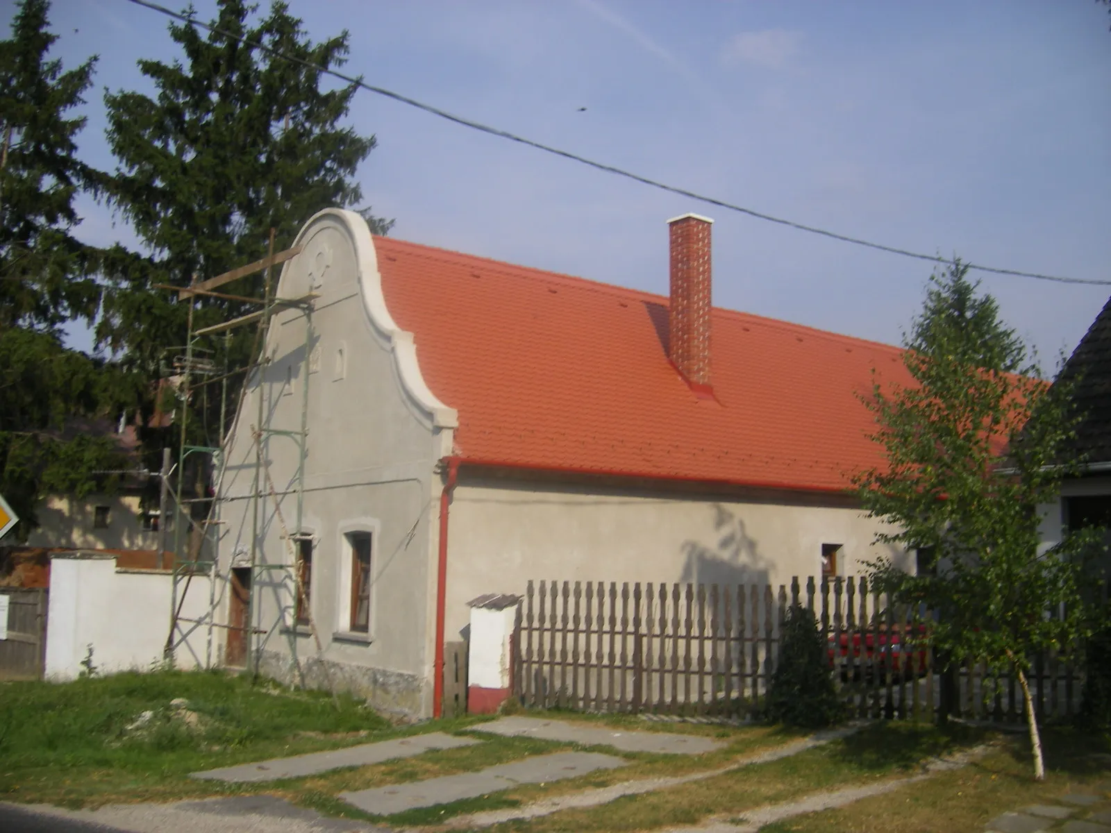 Photo showing: Bakonytamási - jellegzetes ház