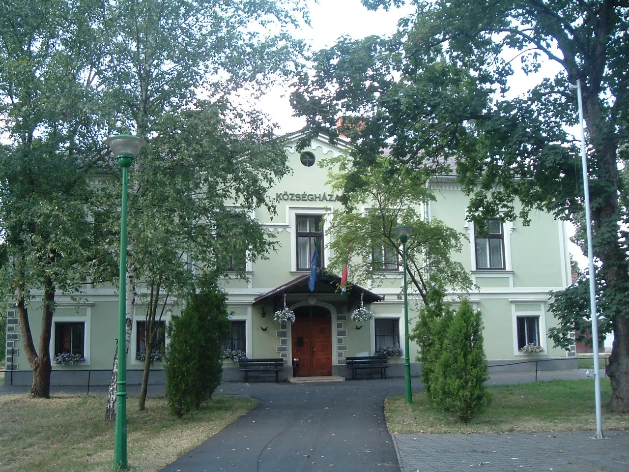 Photo showing: The Mayor's Office in Gasztony.