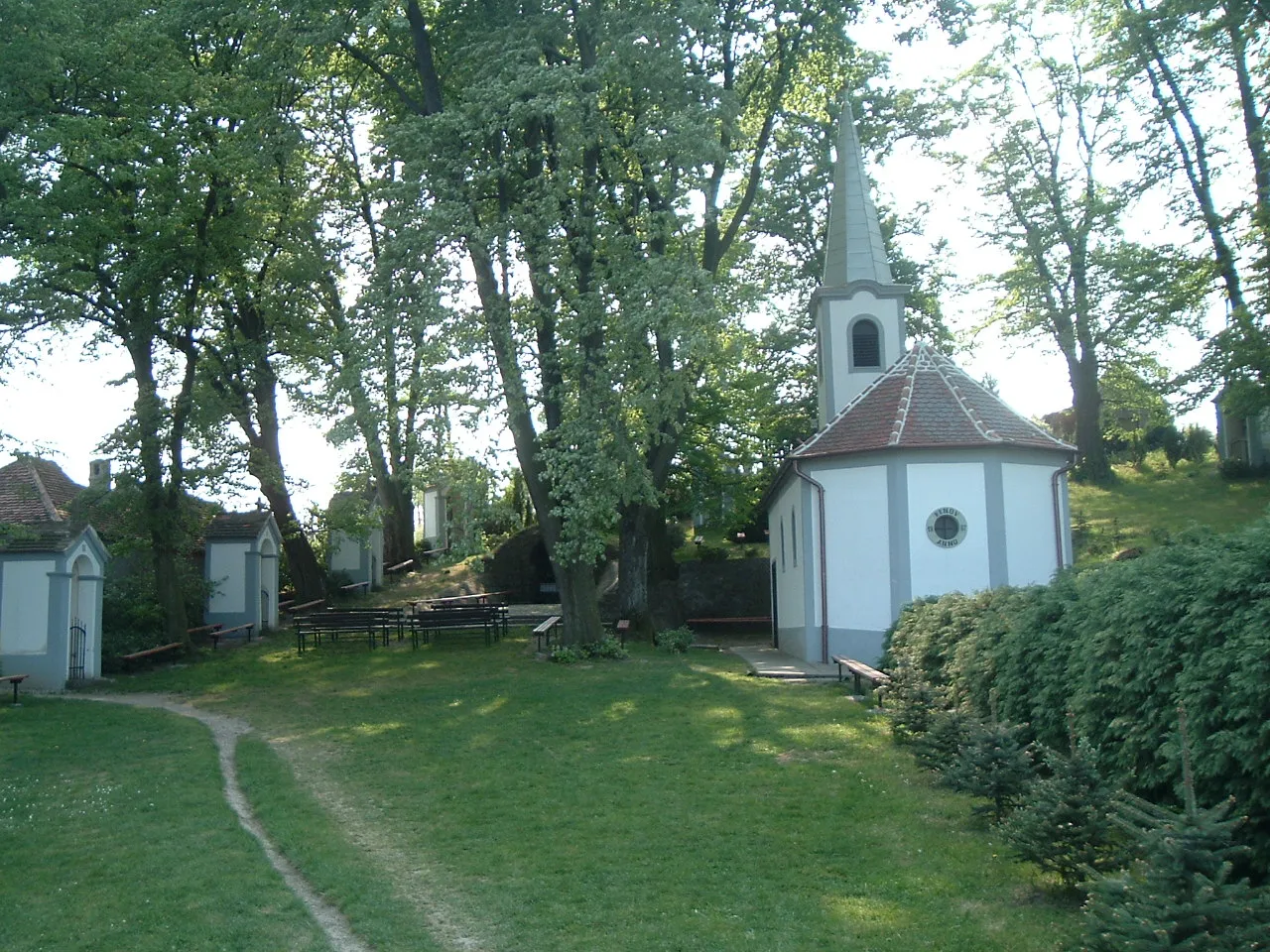 Photo showing: Our Lady of Sorrows chapel in Gencsapáti