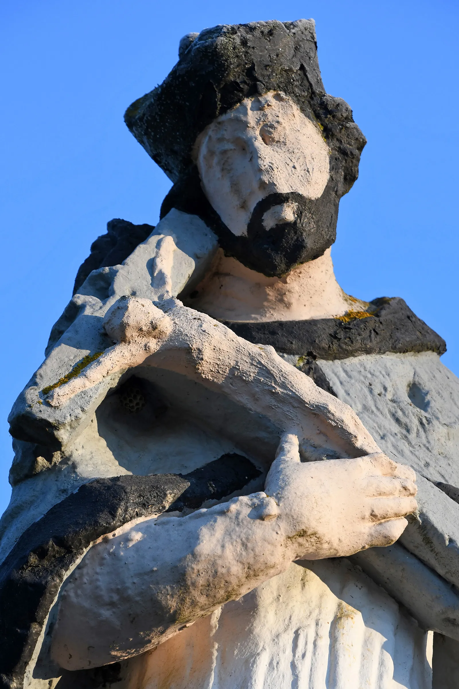 Photo showing: Statue of Saint John of Nepomuk in Karakó, Hungary