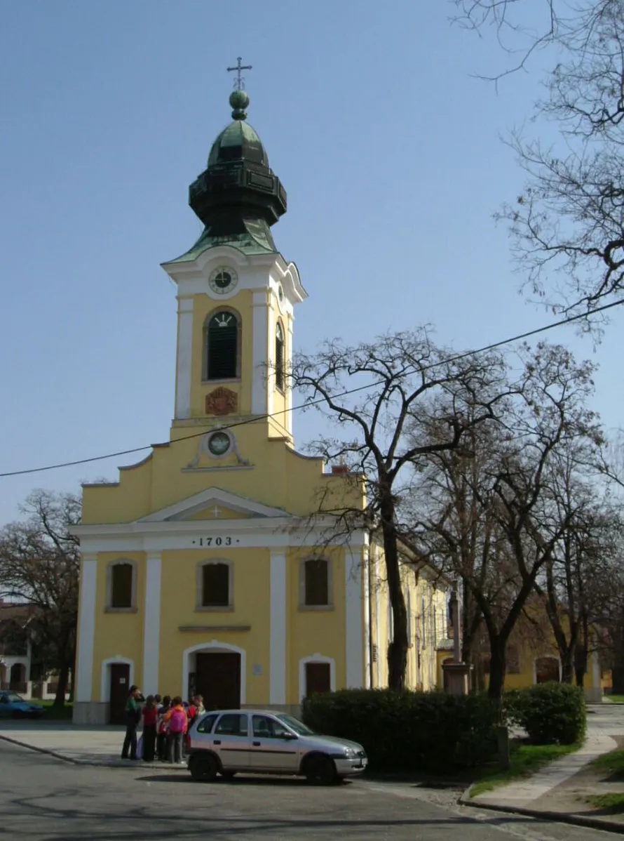 Photo showing: Pilisvörösvár-Hungary. Church
Author: Peter Kaboldy, 03.2007.

Nagyboldogasszony római katolikus templom