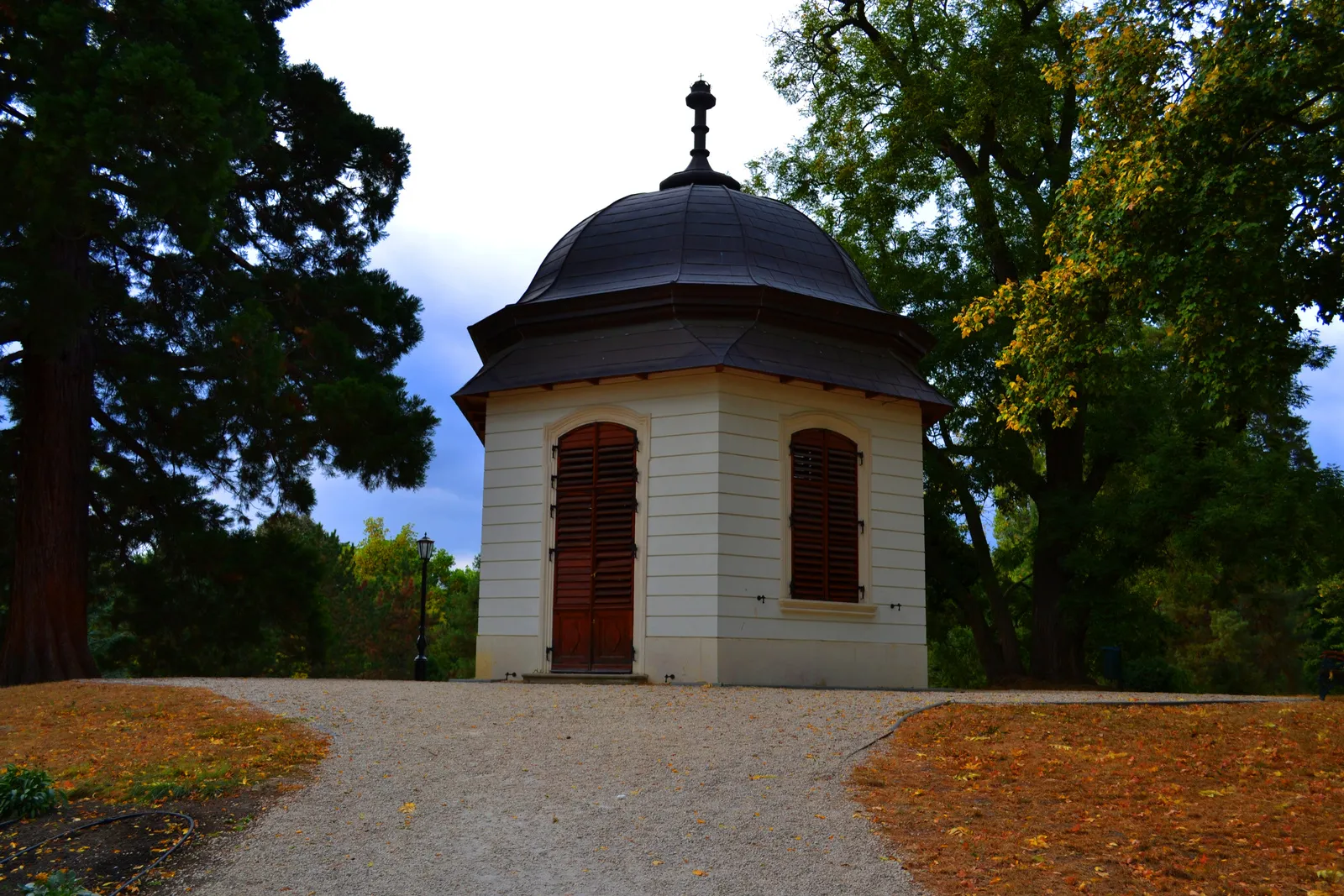 Photo showing: Grassalkovich-kastély kerti pavilonja (Gödöllő, Szabadság tér 1.)