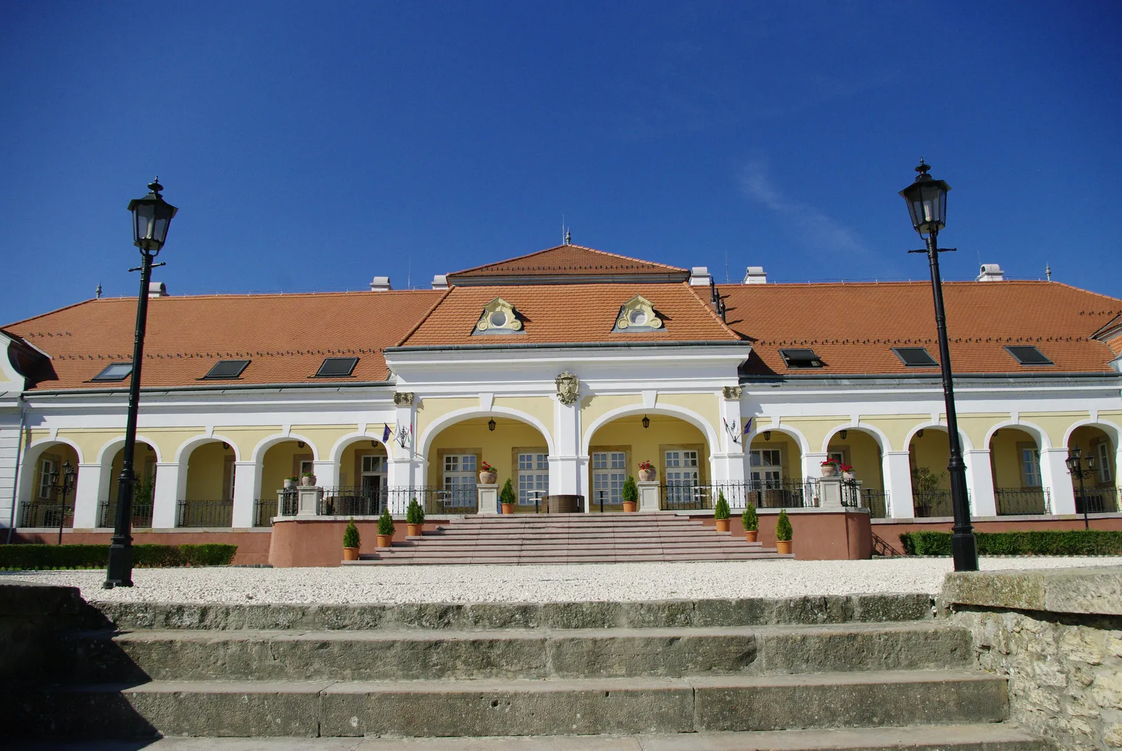 Photo showing: Teleki-kastély (Pomáz, Templom tér 3.)