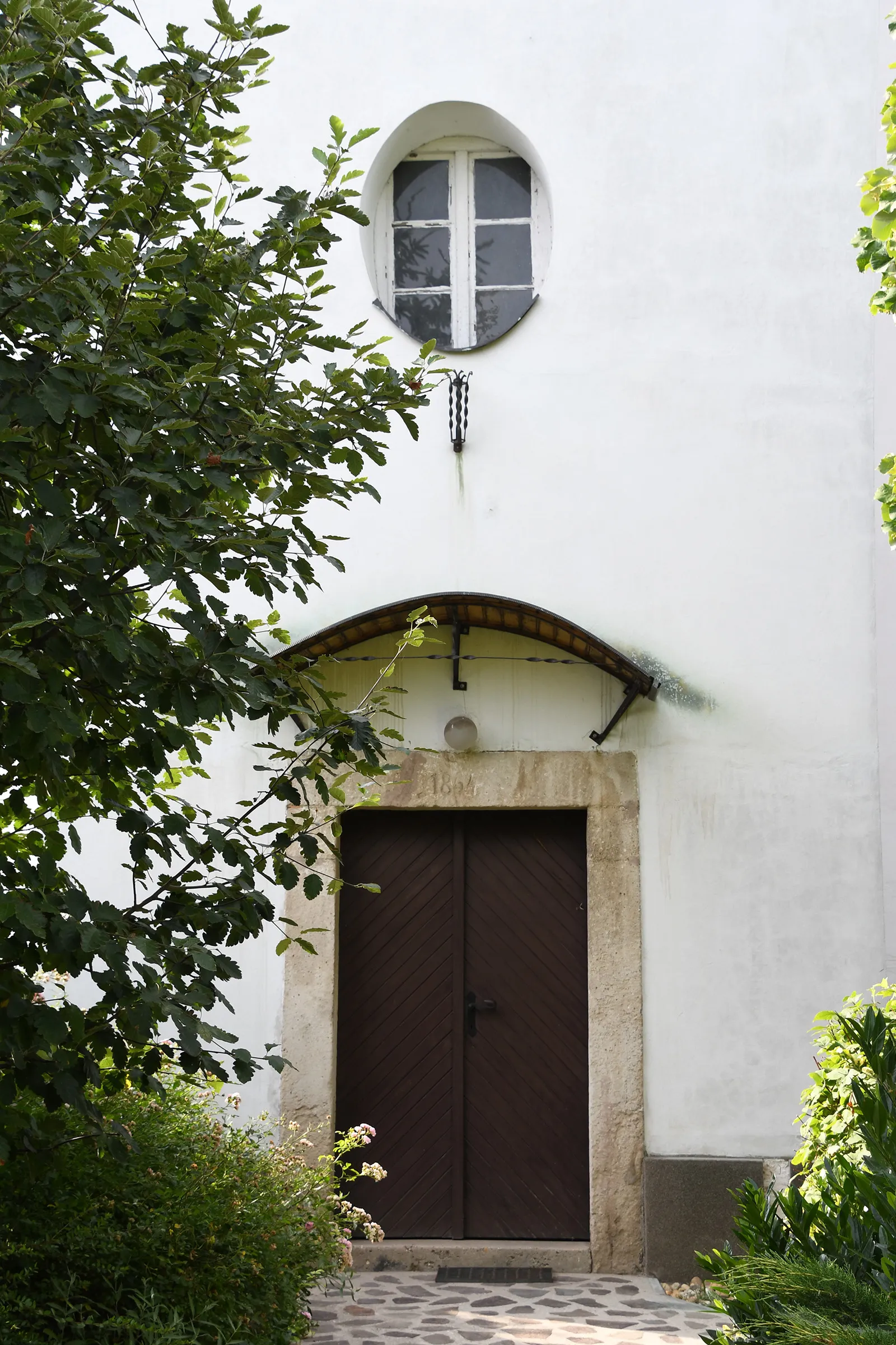 Photo showing: Calvinist church in Gyúró, Hungary