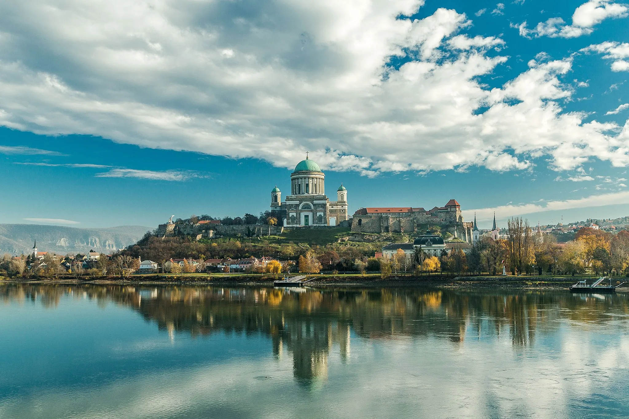 Photo showing: Az esztergomi bazilika panorámája