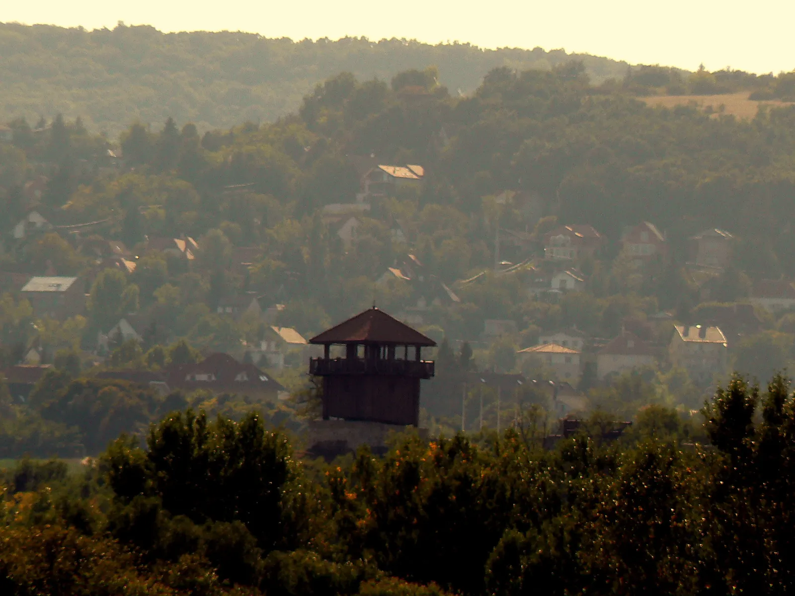 Photo showing: Szarkavár romjai (Solymár, Mátyás domb)