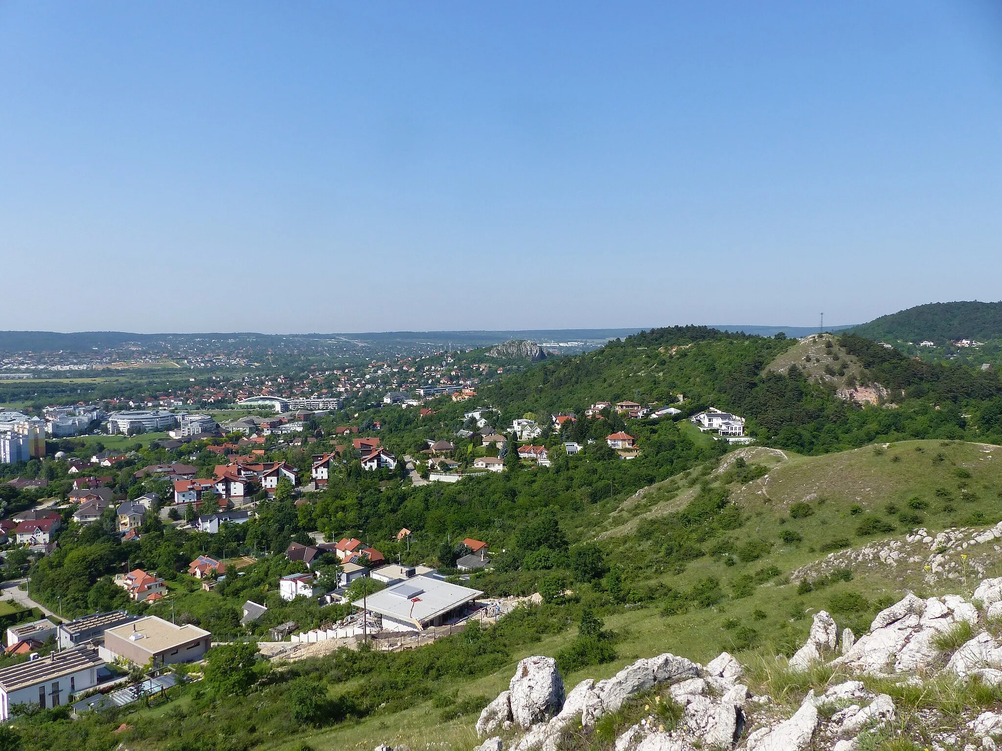 Photo showing: Panorama from Odvas-hegy, Budaörs.