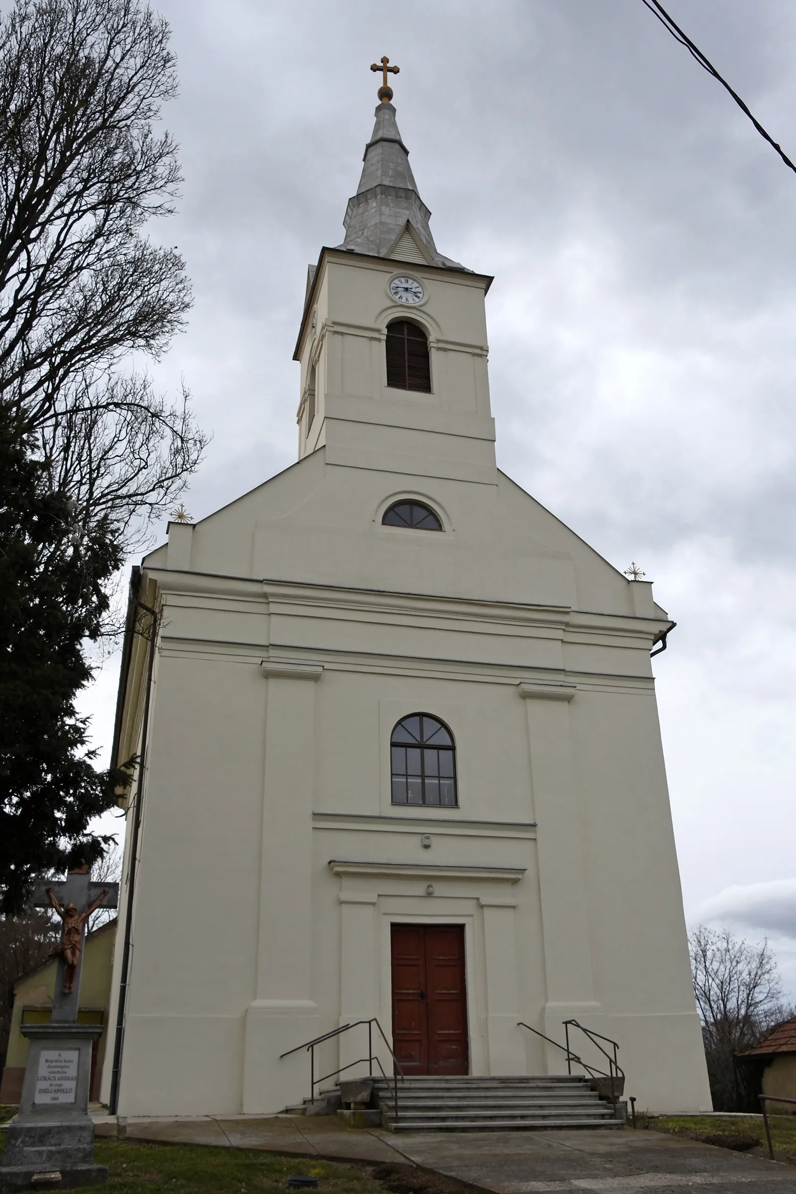 Photo showing: Roman Catholic church in Valkó, Hungary