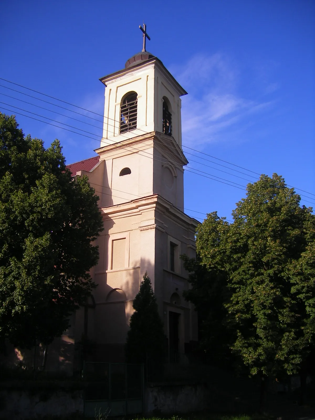 Photo showing: Garamkövesd - katolikus templom