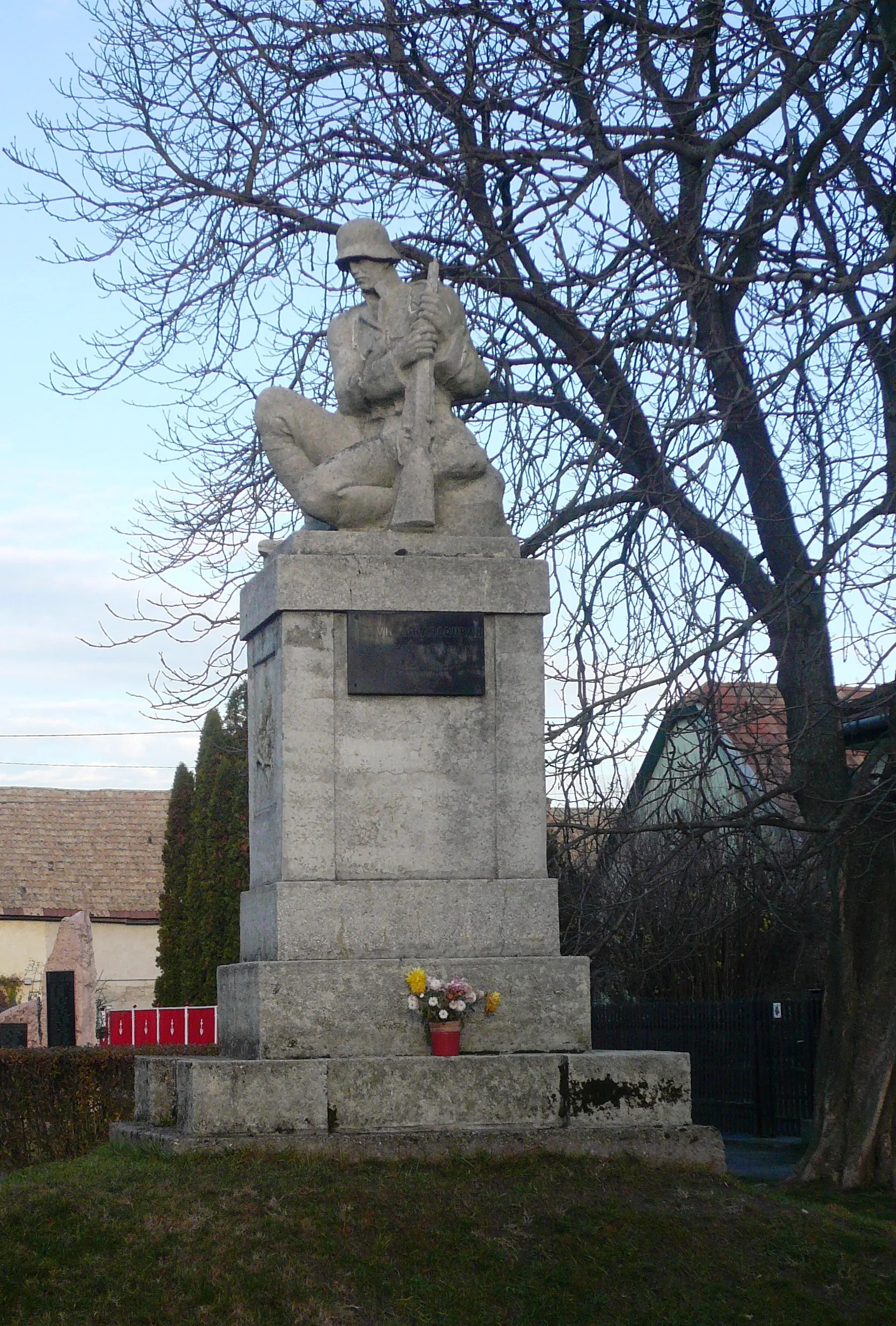 Photo showing: Szigetújfalu. I. világháborús emlékmű