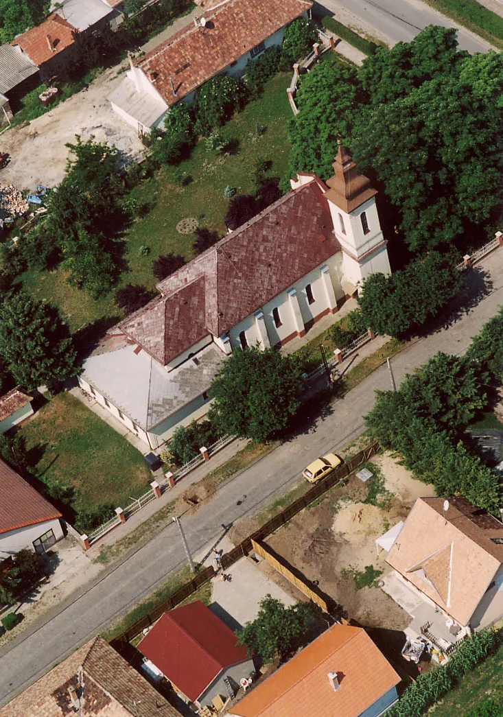 Photo showing: Szent Kereszt felmagasztalása római katolikus templom Kisvarsány településrészen