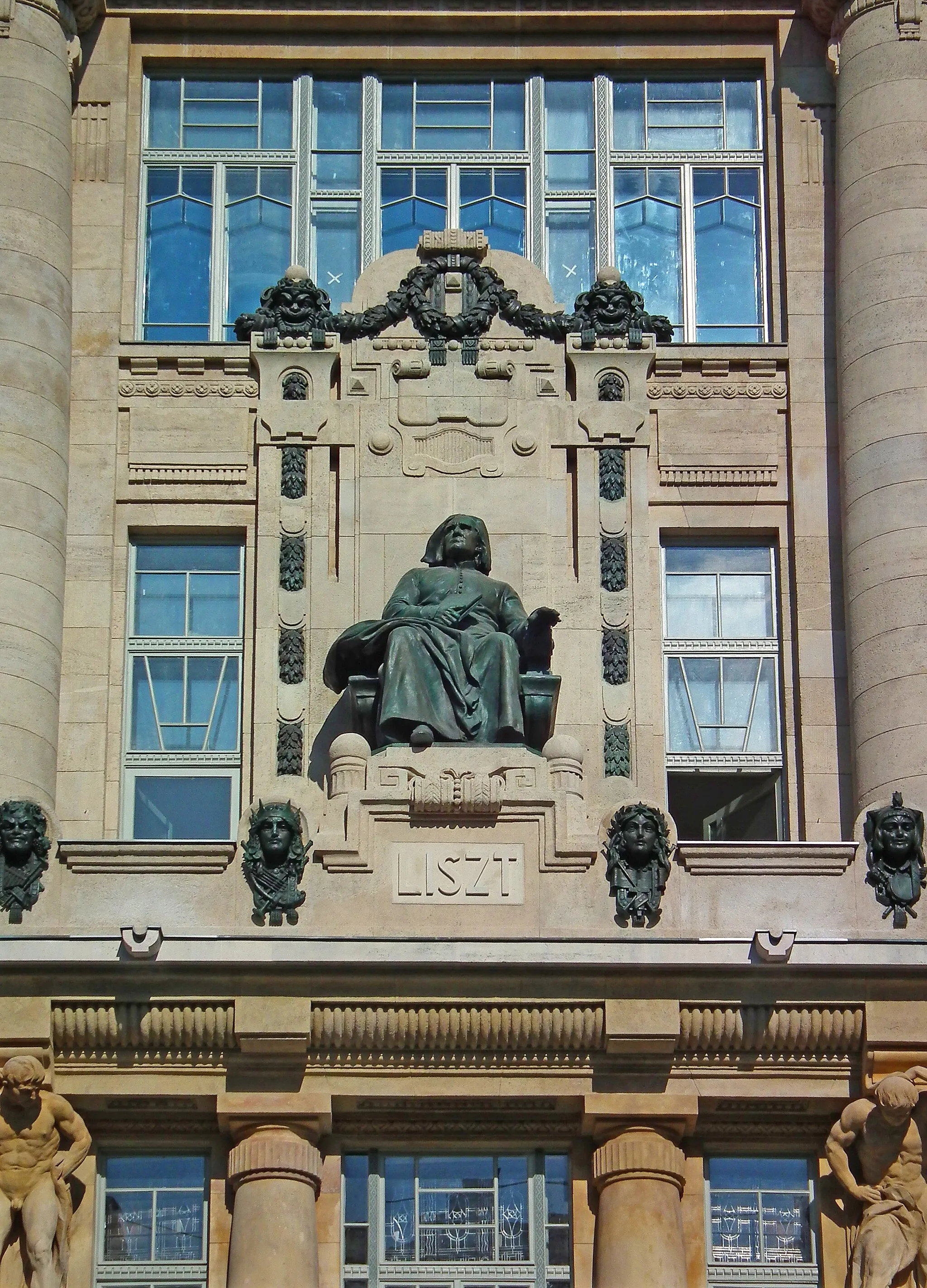 Photo showing: Liszt Ferenc Zeneművészeti Főiskola