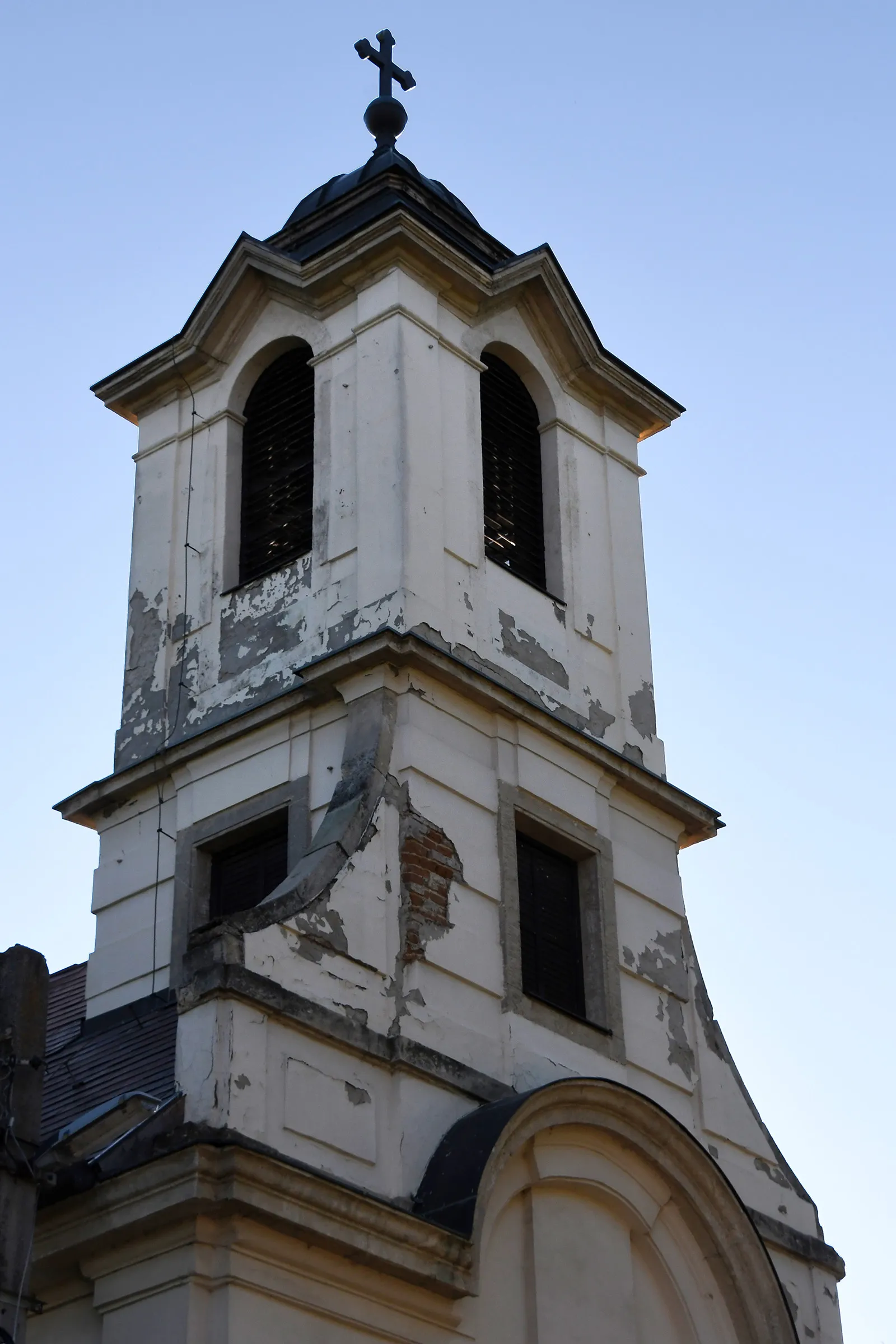 Photo showing: Old Roman Catholic church in Gyömrő, Hungary