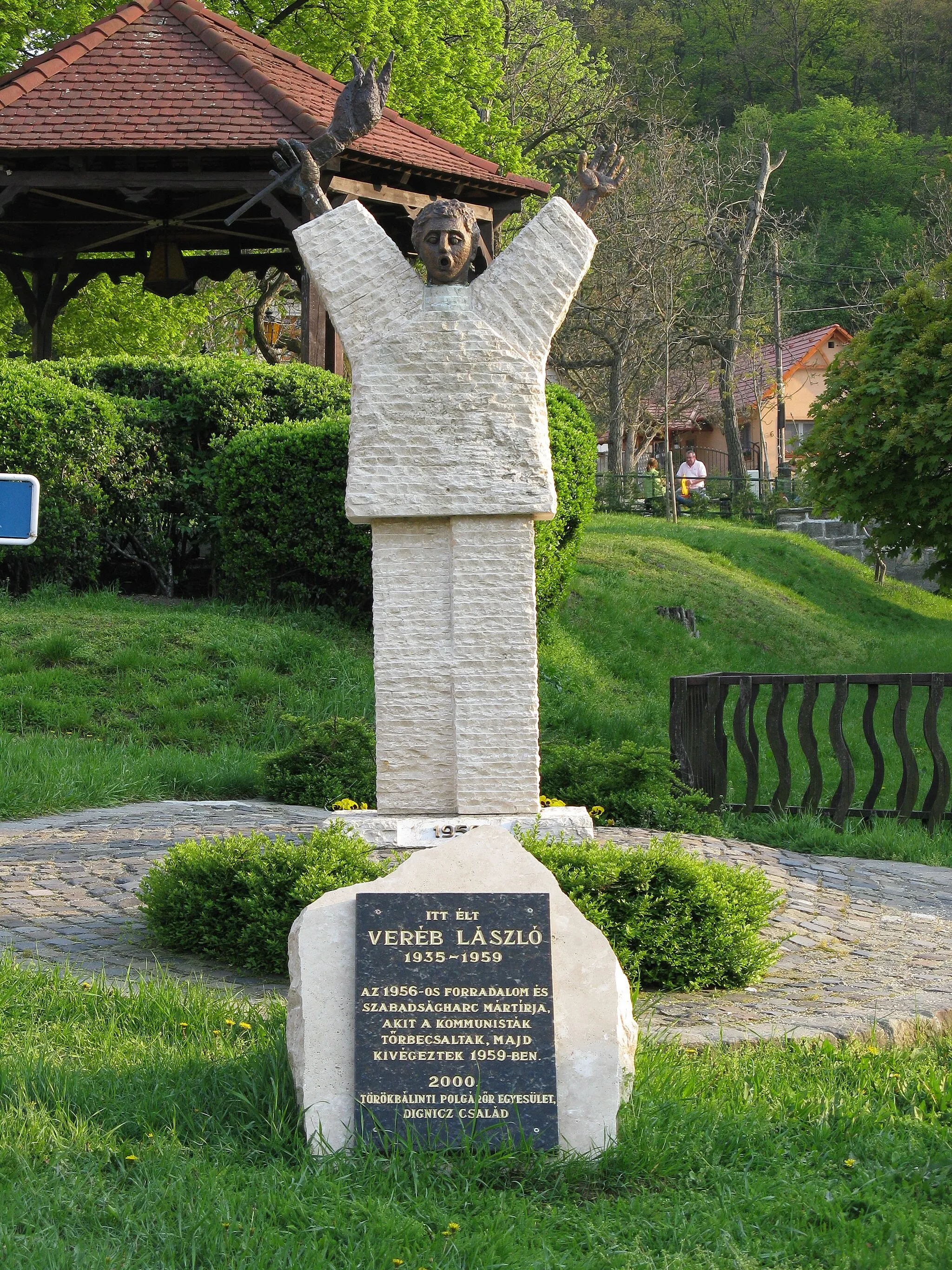 Photo showing: 56-os emlékmű (Hadik Gyula, 2007). -  Pest megye, Törökbálint, Dióskert