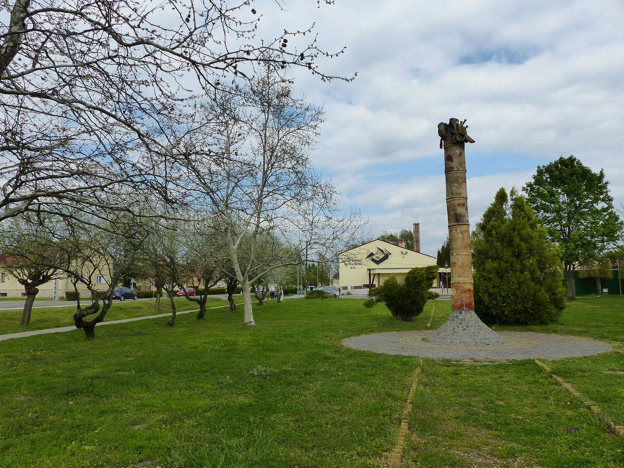 Photo showing: Emlékpark - Bag fennállásának 600. évfordulójára. A felvétel 2017. április 24-én készült Bagon, Magyarországon.